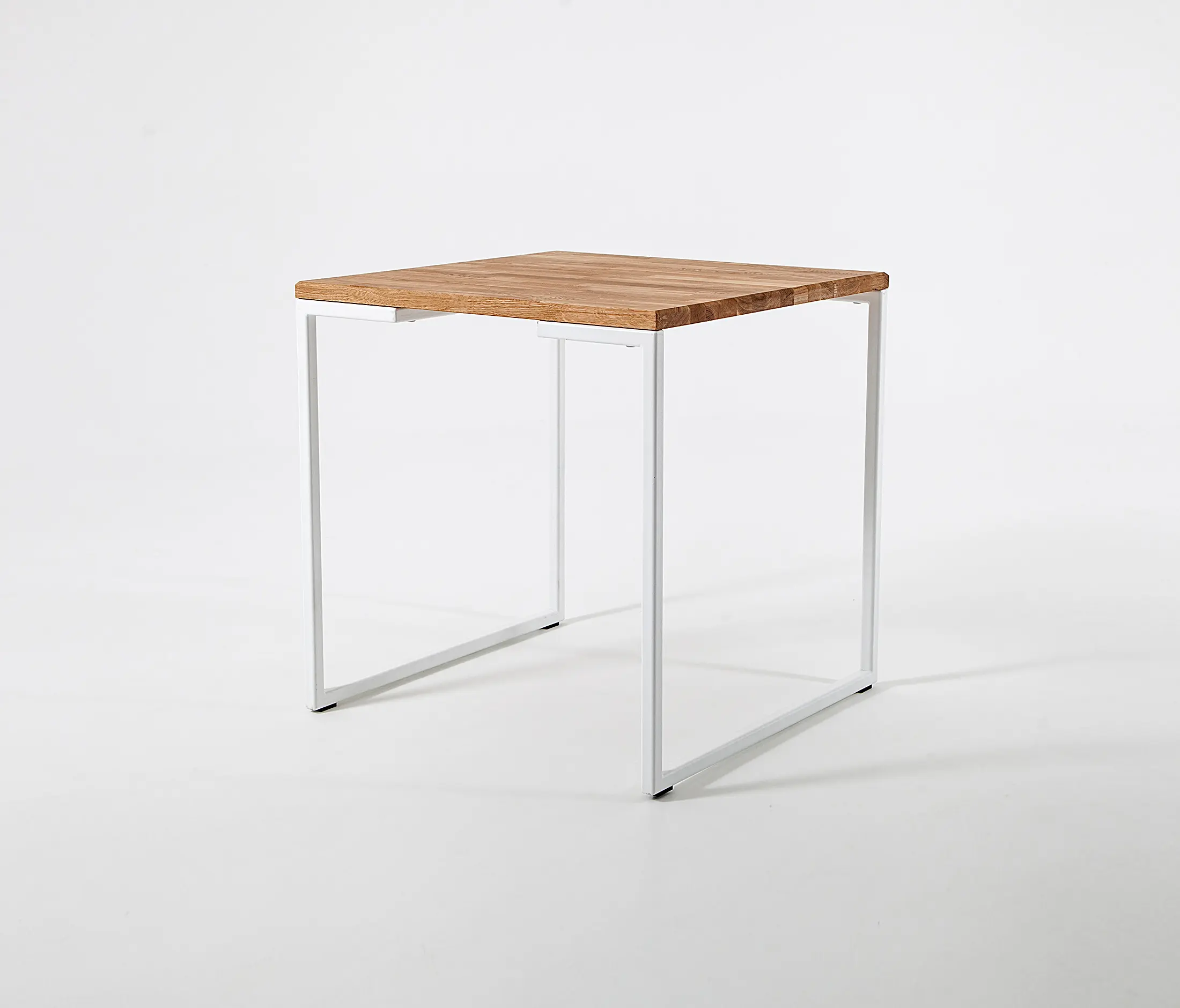 Liqui Contracts - Studio | Cafe Table