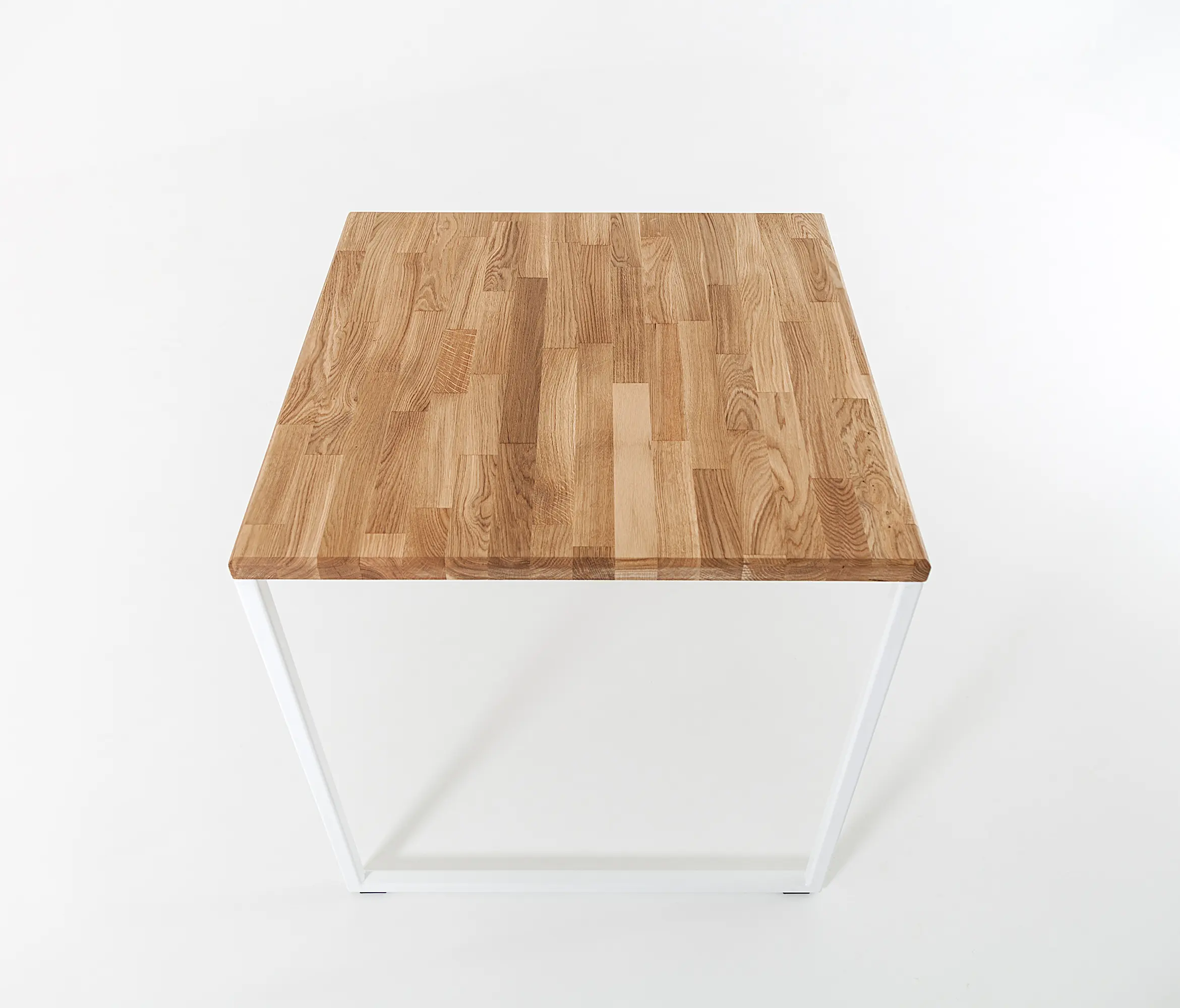 Liqui Contracts - Studio | Cafe Table
