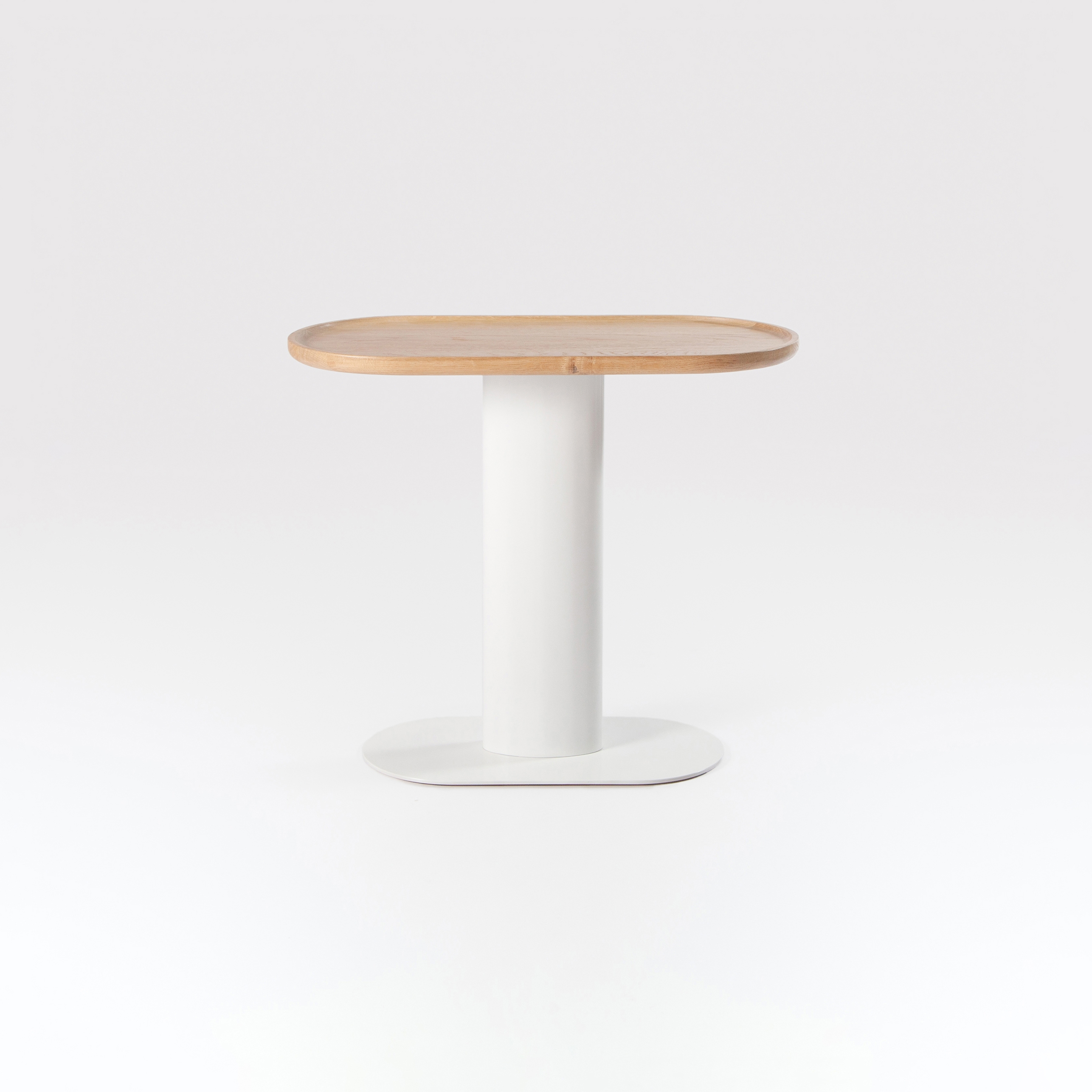 Afficher le produit Georgie | Side Table du fabricant Liqui Contracts