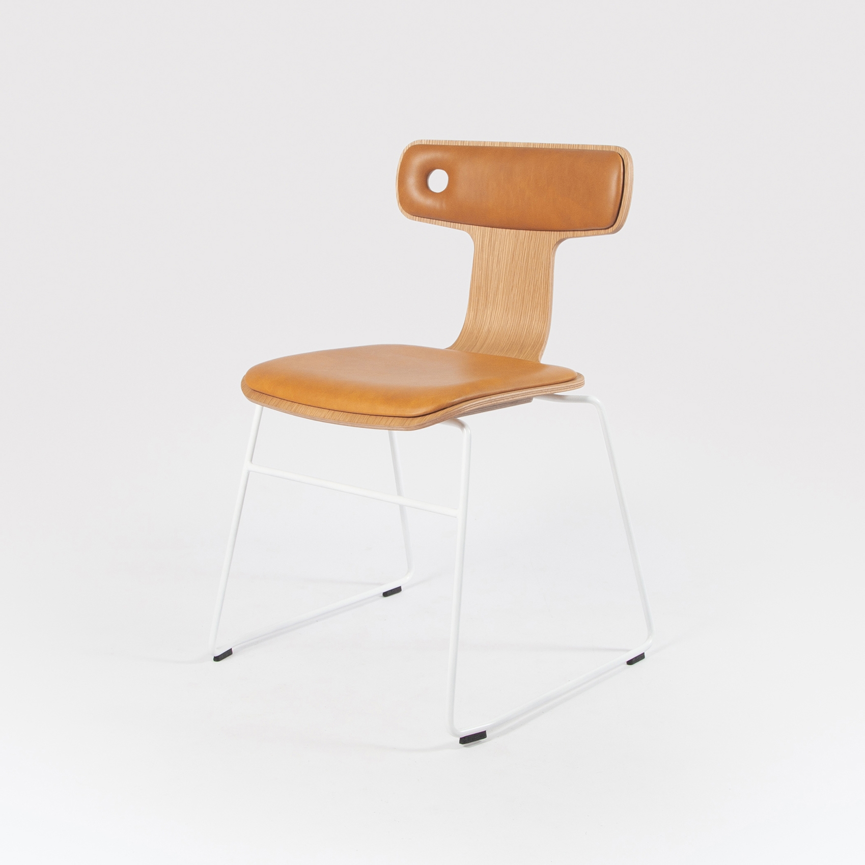 Moore | Chair