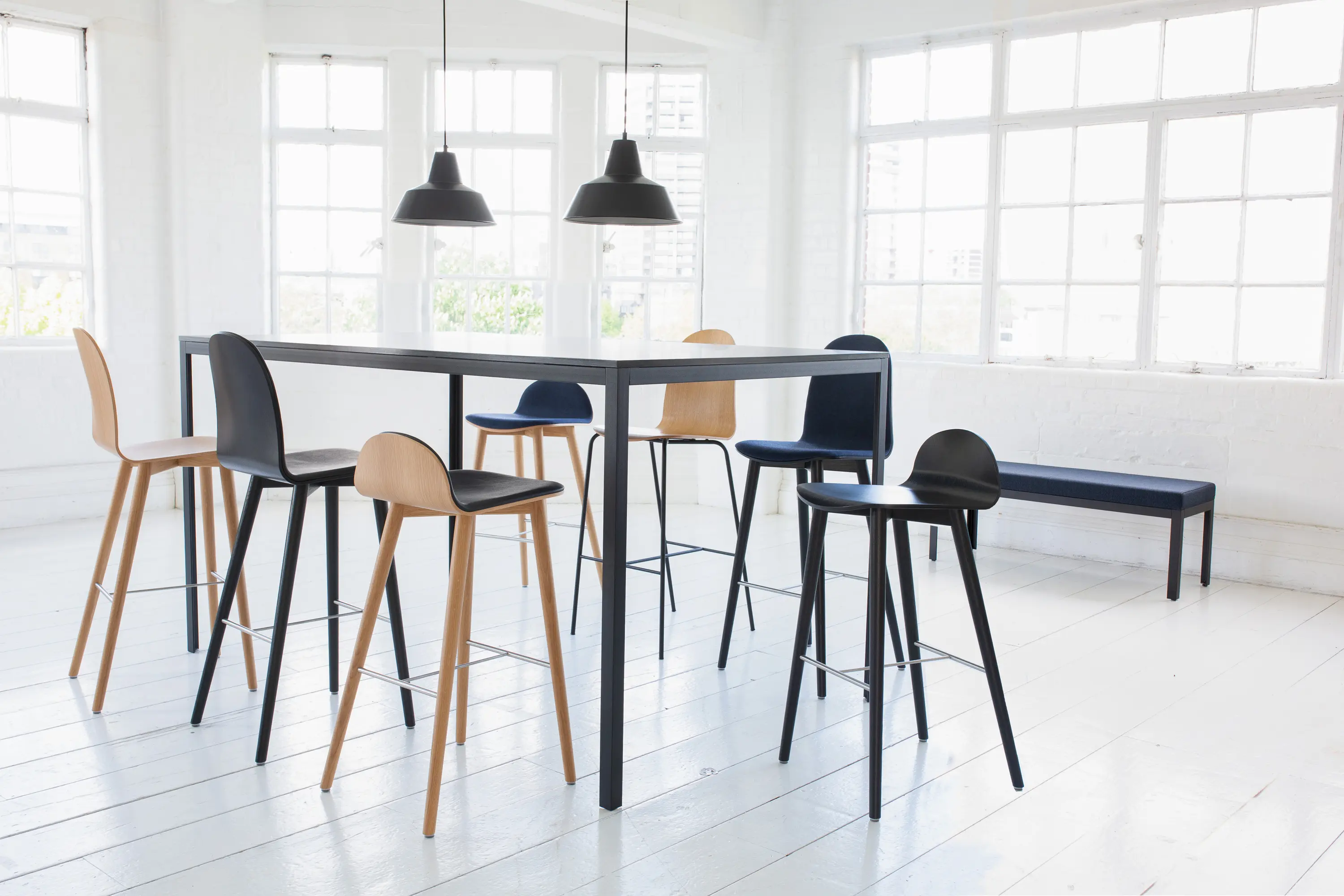 ICONS OF DENMARK - Kant Meeting Table
