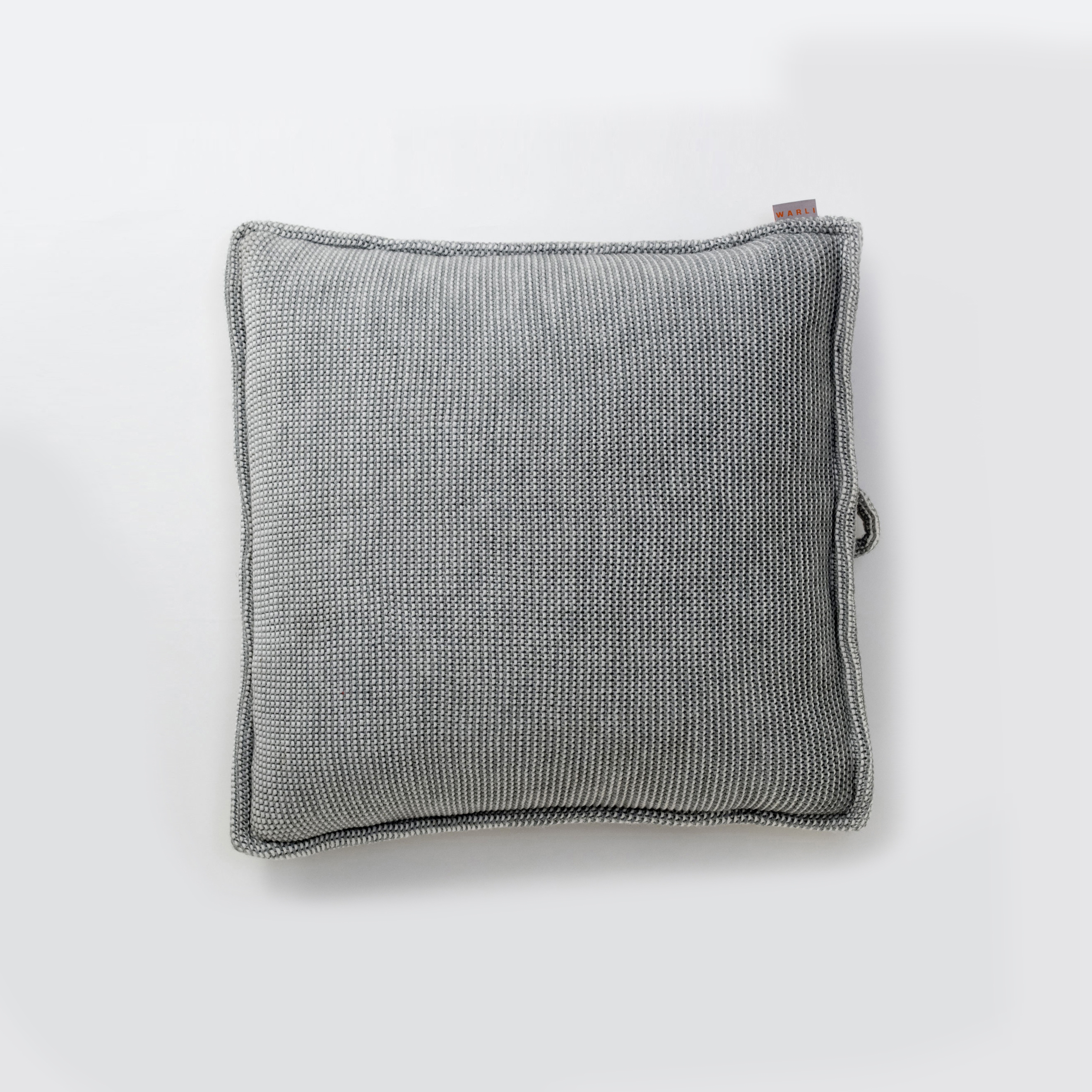 Afficher le produit Site Soft | Checks outdoor cushion du fabricant Warli