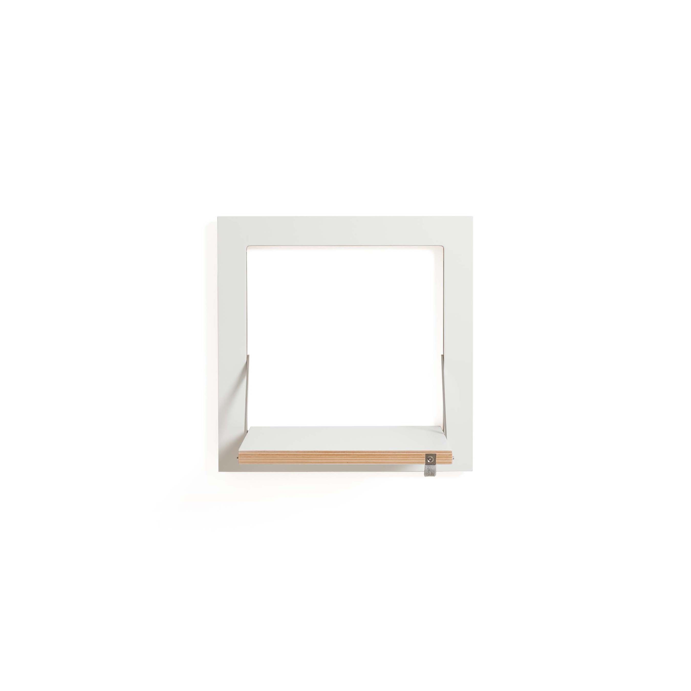 Vertoon produk Fläpps Shelf 40x40-1 | White van vervaardiger Ambivalenz