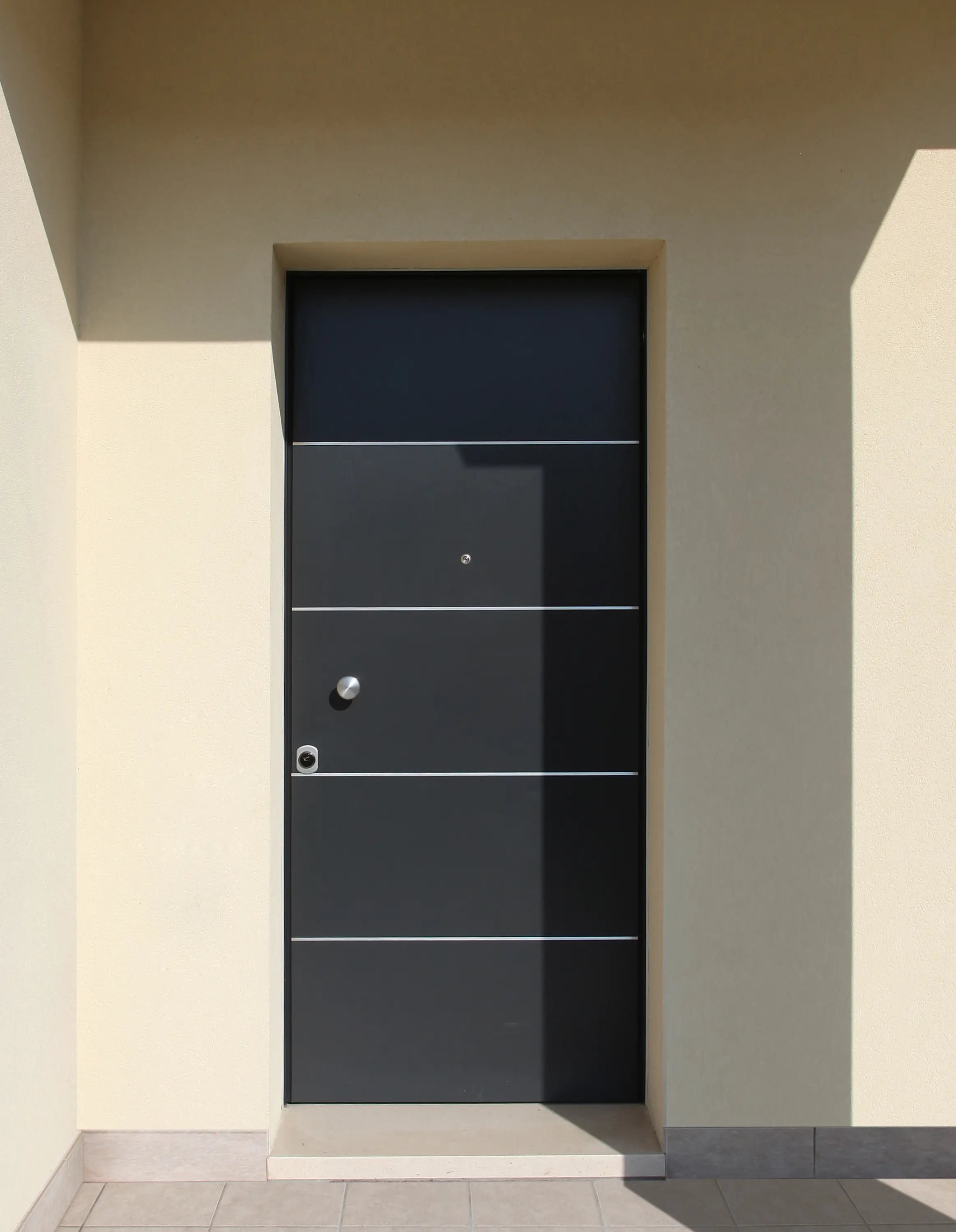 gallery-slide-0