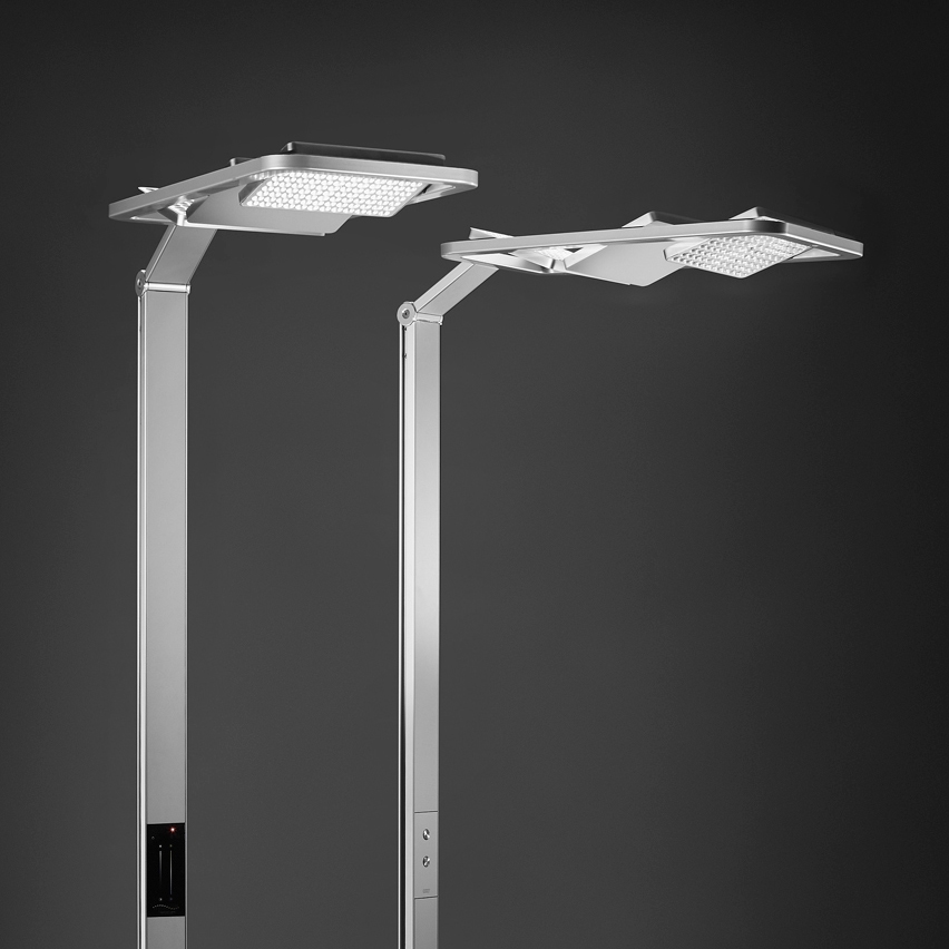 FREE STANDING LUMINAIRES