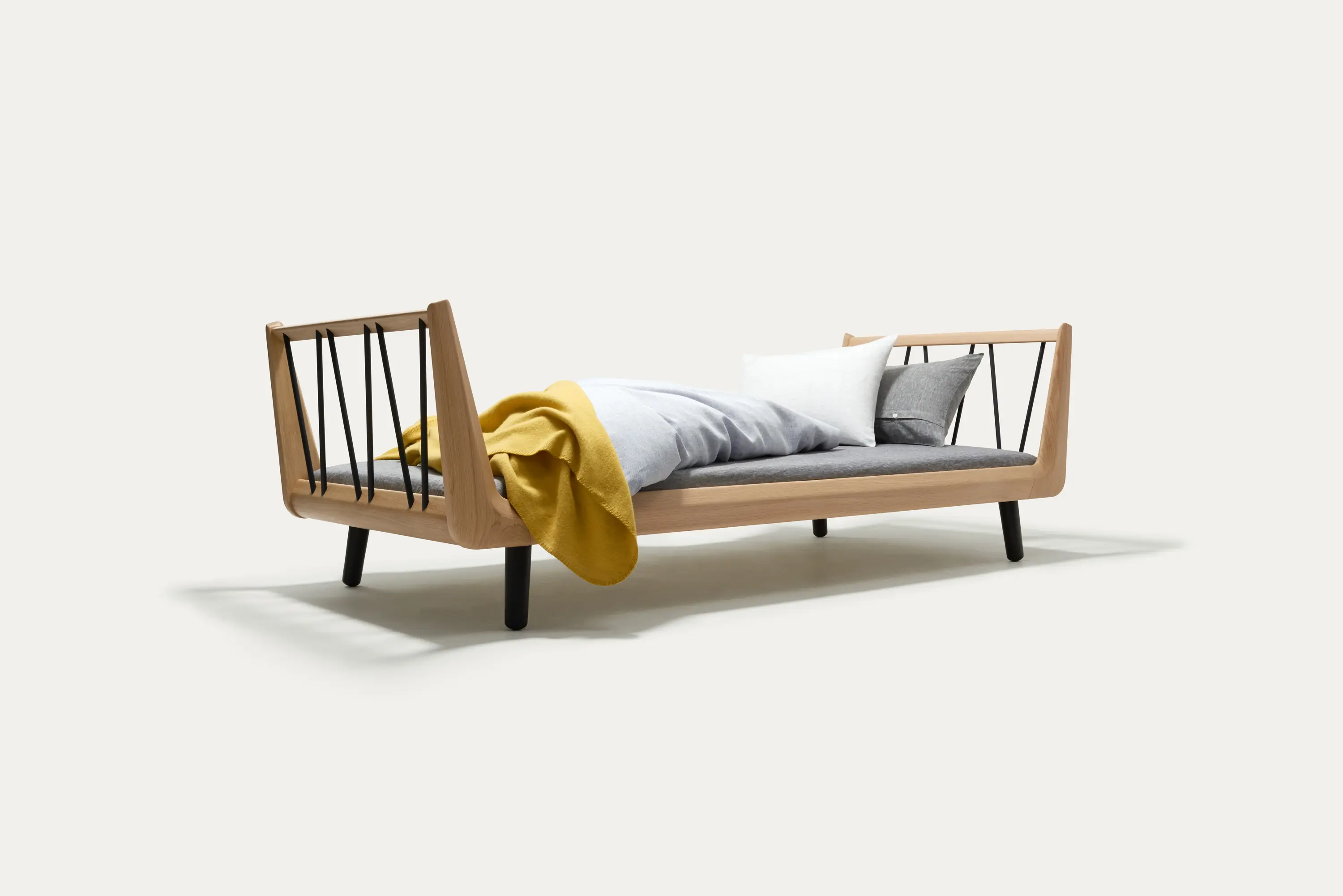uuio - uuio VII 200 Bed