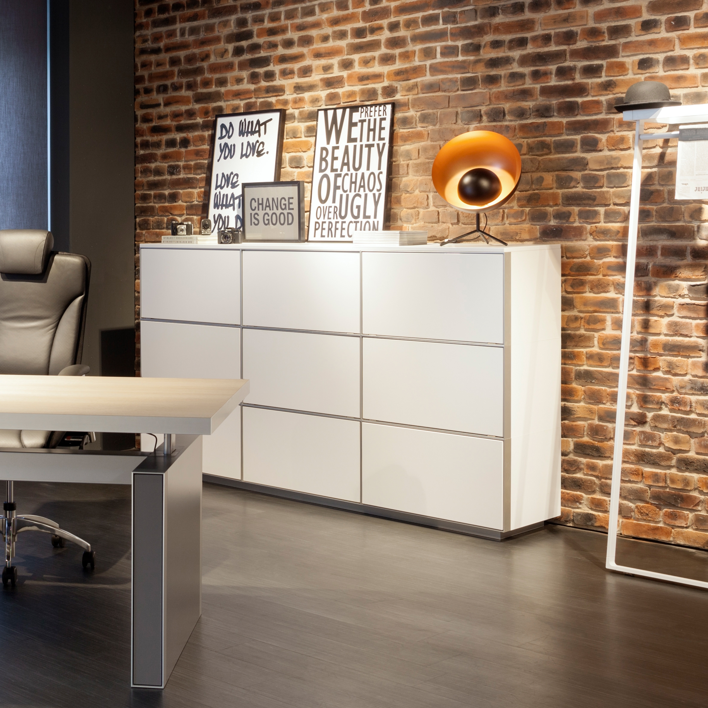 Mostrar el producto Domino Sideboard del fabricante Fleischer Büromöbelwerk