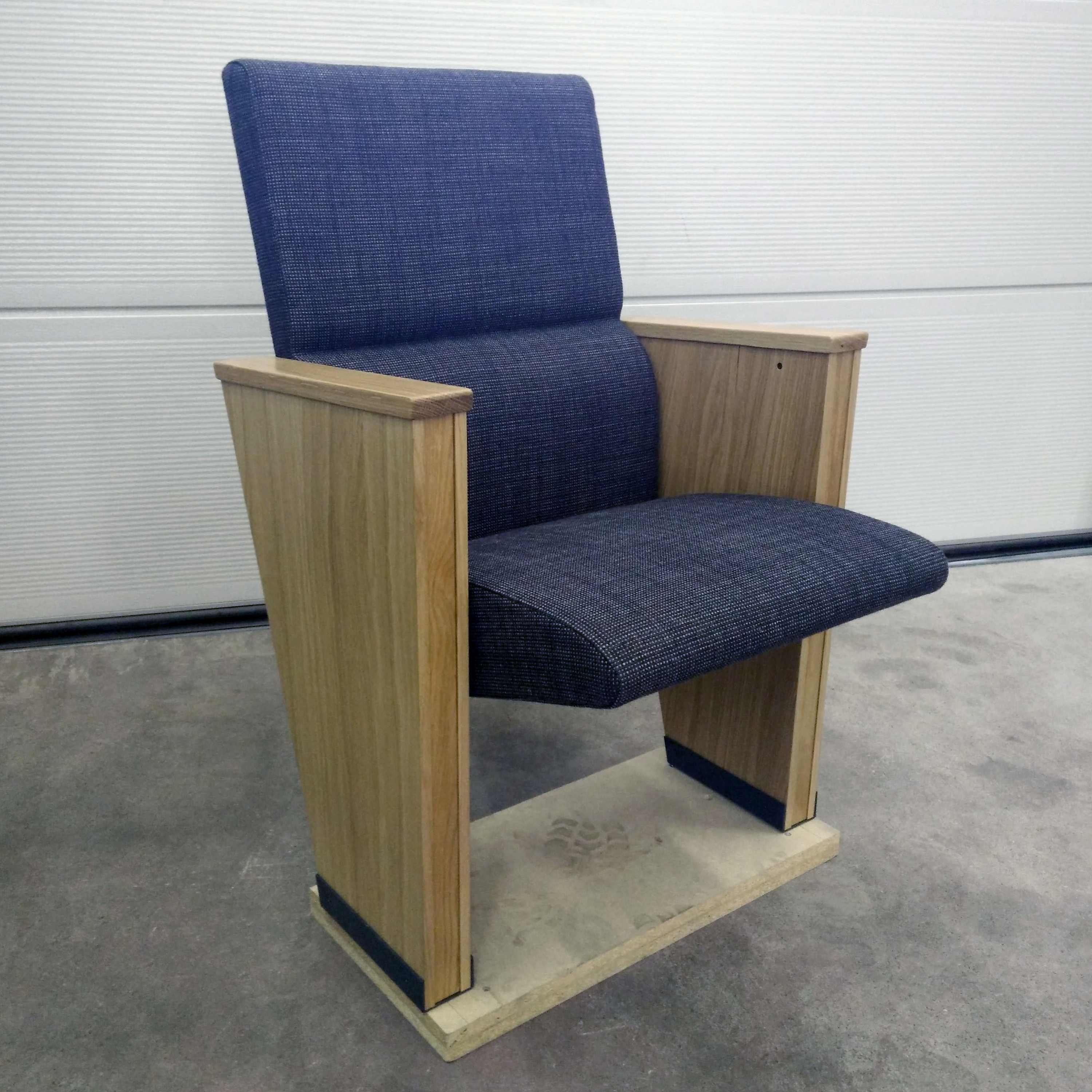 Display product Odeon from manufacturer Hamari