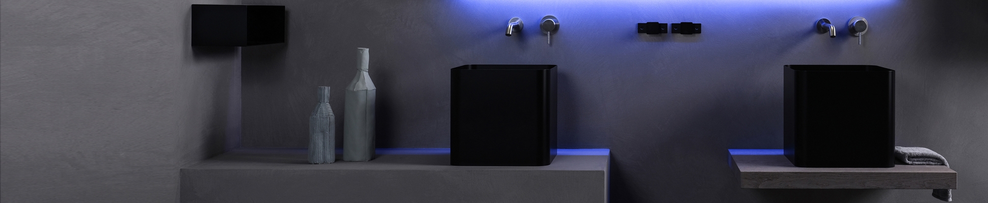 Entdecke die Welt des Herstellers Atelier12