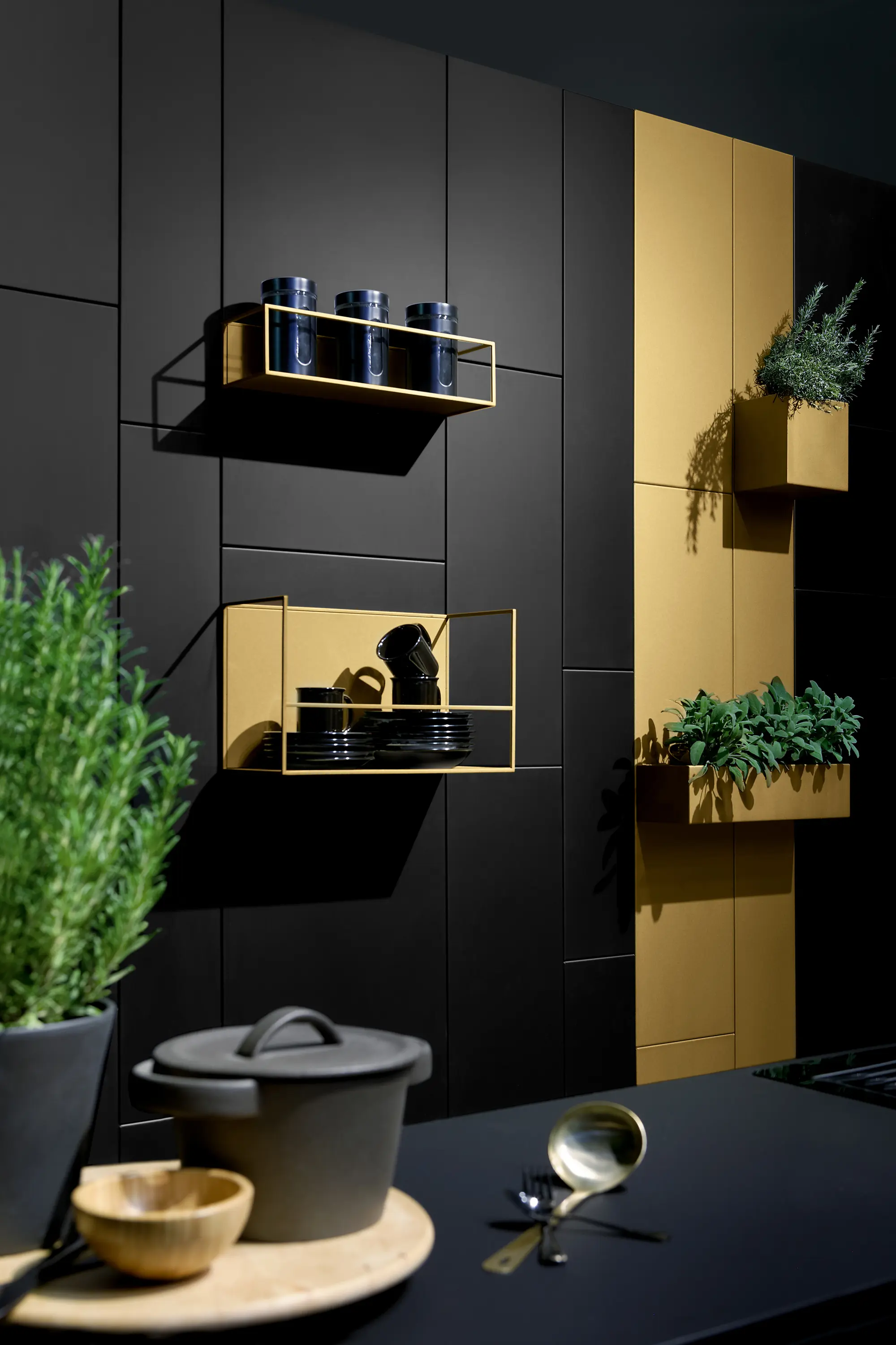 Ronda design - Caddy Wall system