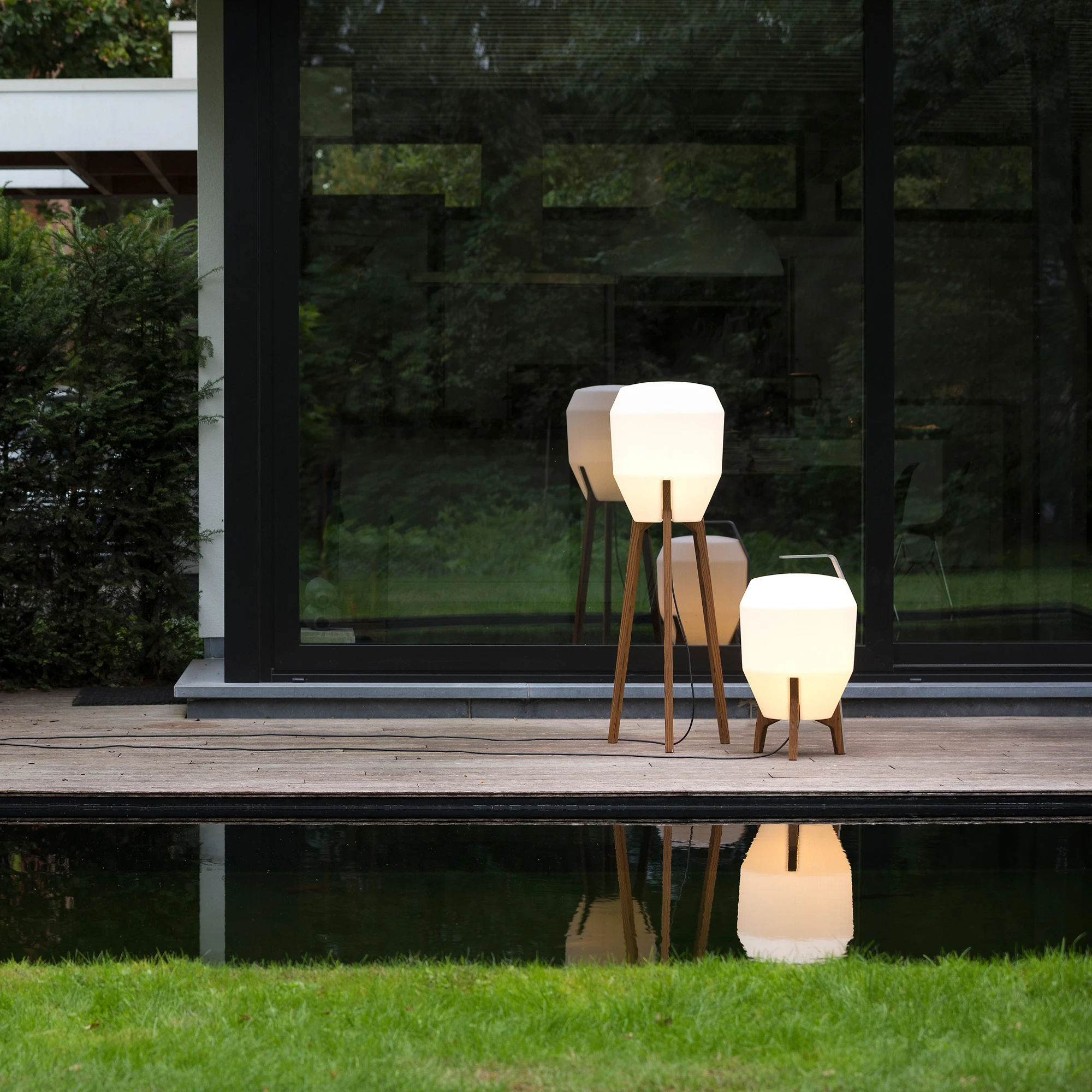 FLOOR LAMPS TO PLACE