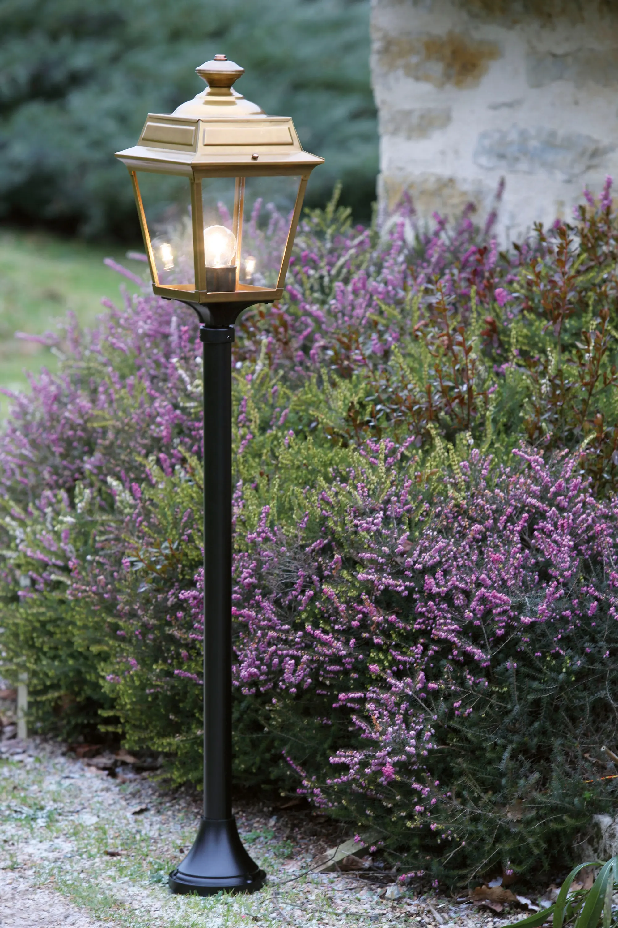 Roger Pradier - Place des Vosges 1 Tradition Model 10