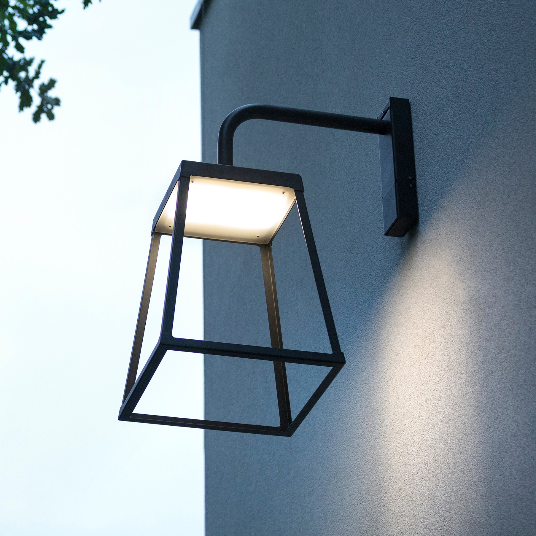 Mostra il prodotto Lampiok 4 Model 1 del produttore Roger Pradier