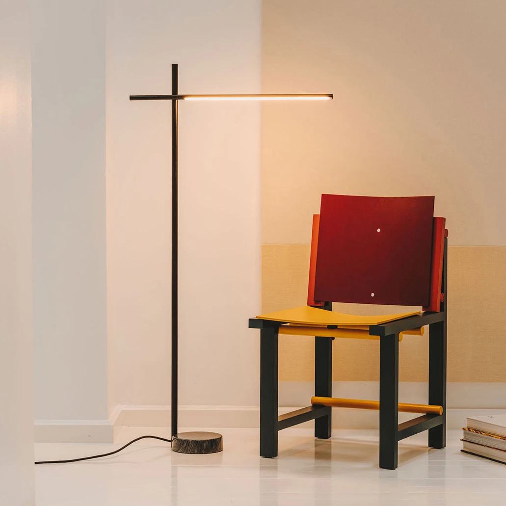 FLOOR LAMPS