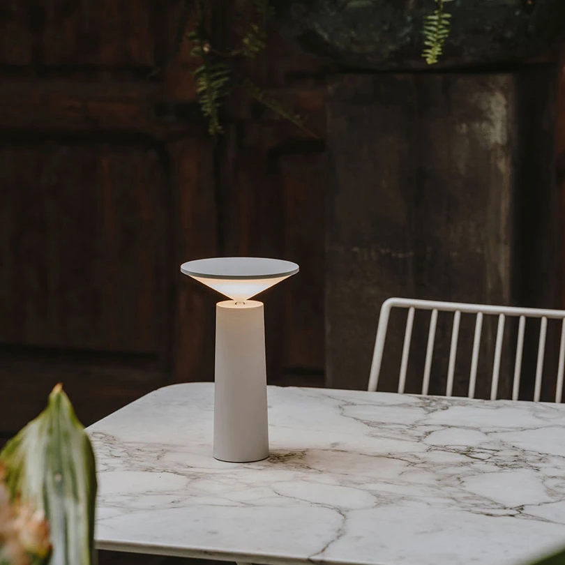 TABLE LAMPS