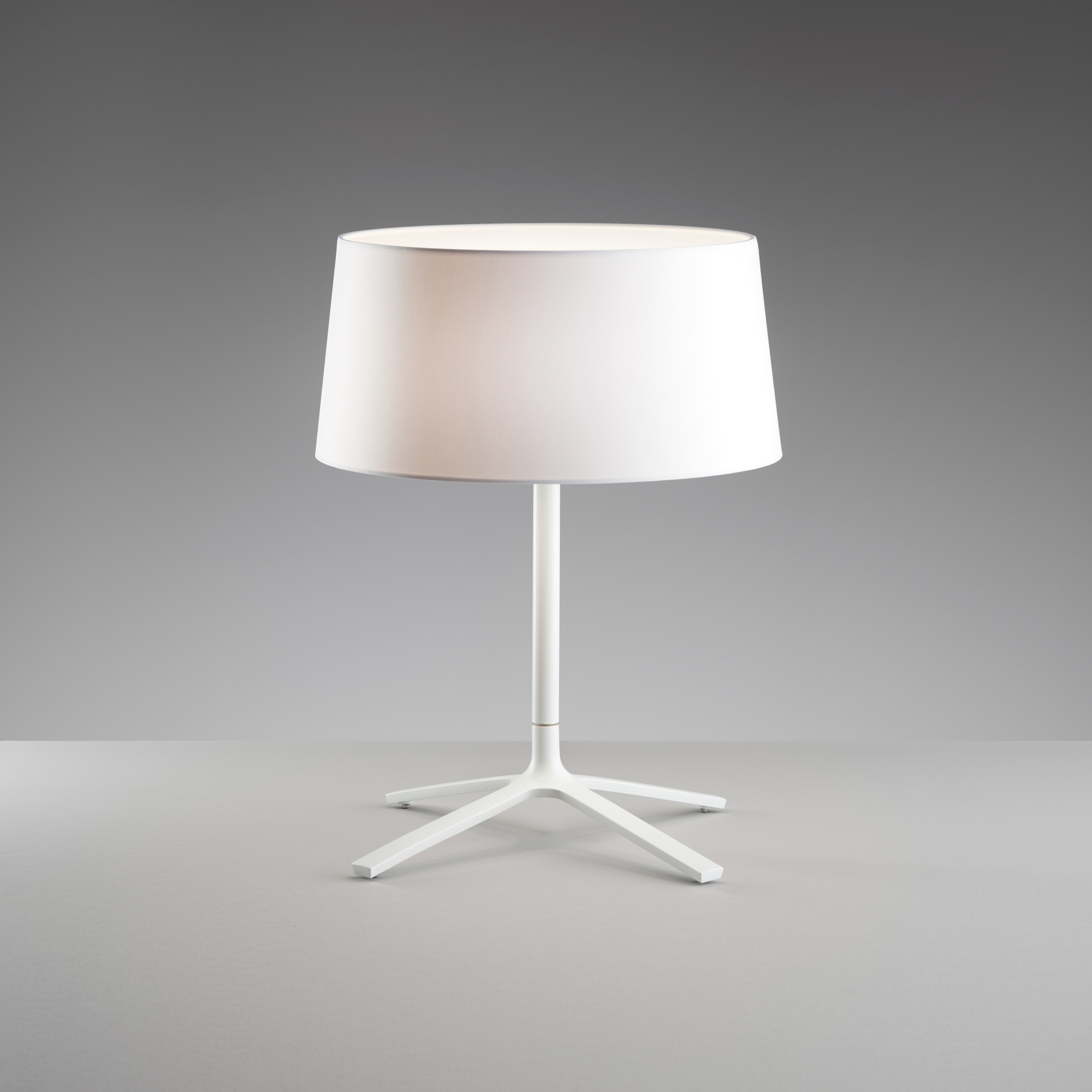 Produkt Hall Table des Herstellers GROK anzeigen