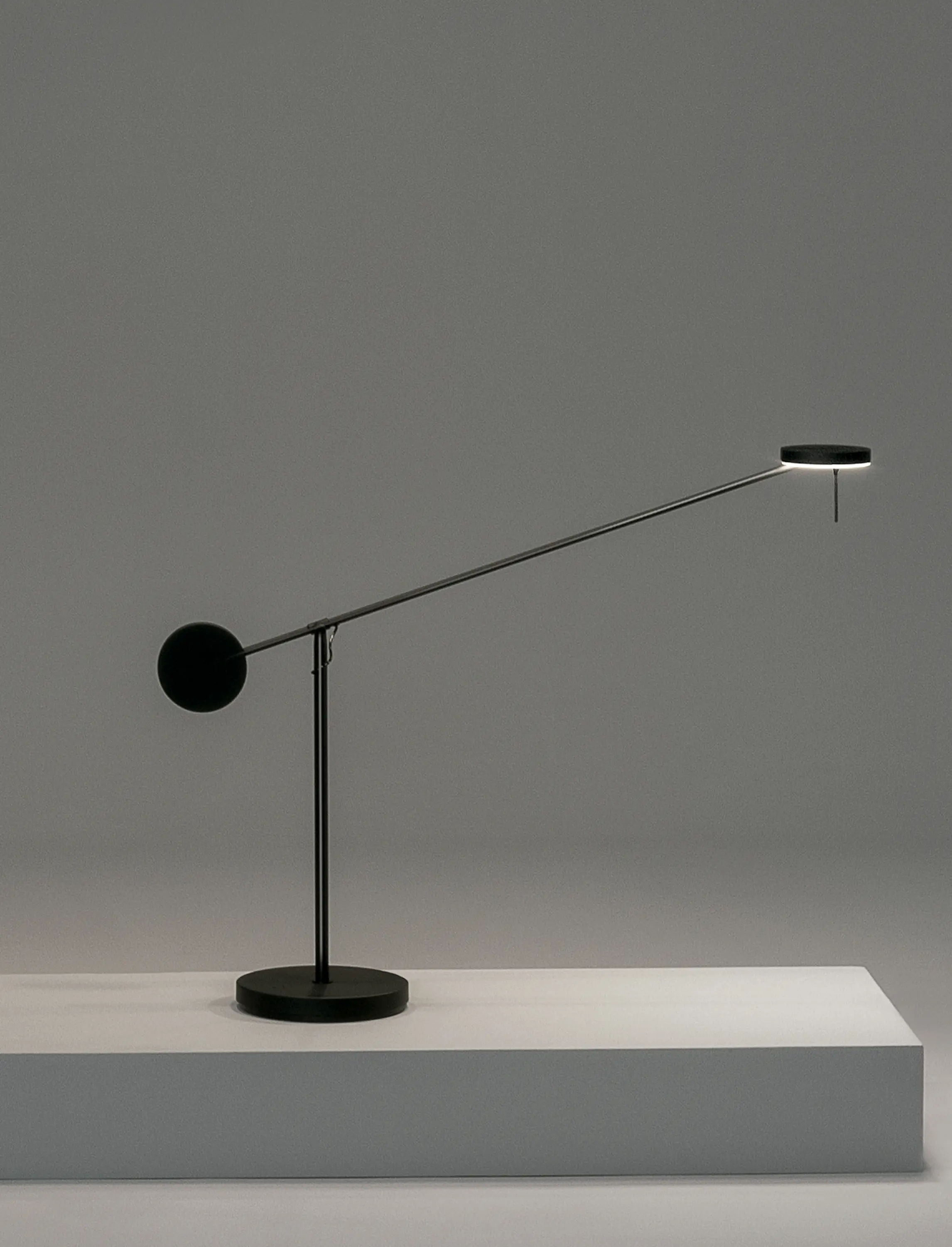 GROK - Invisible Table