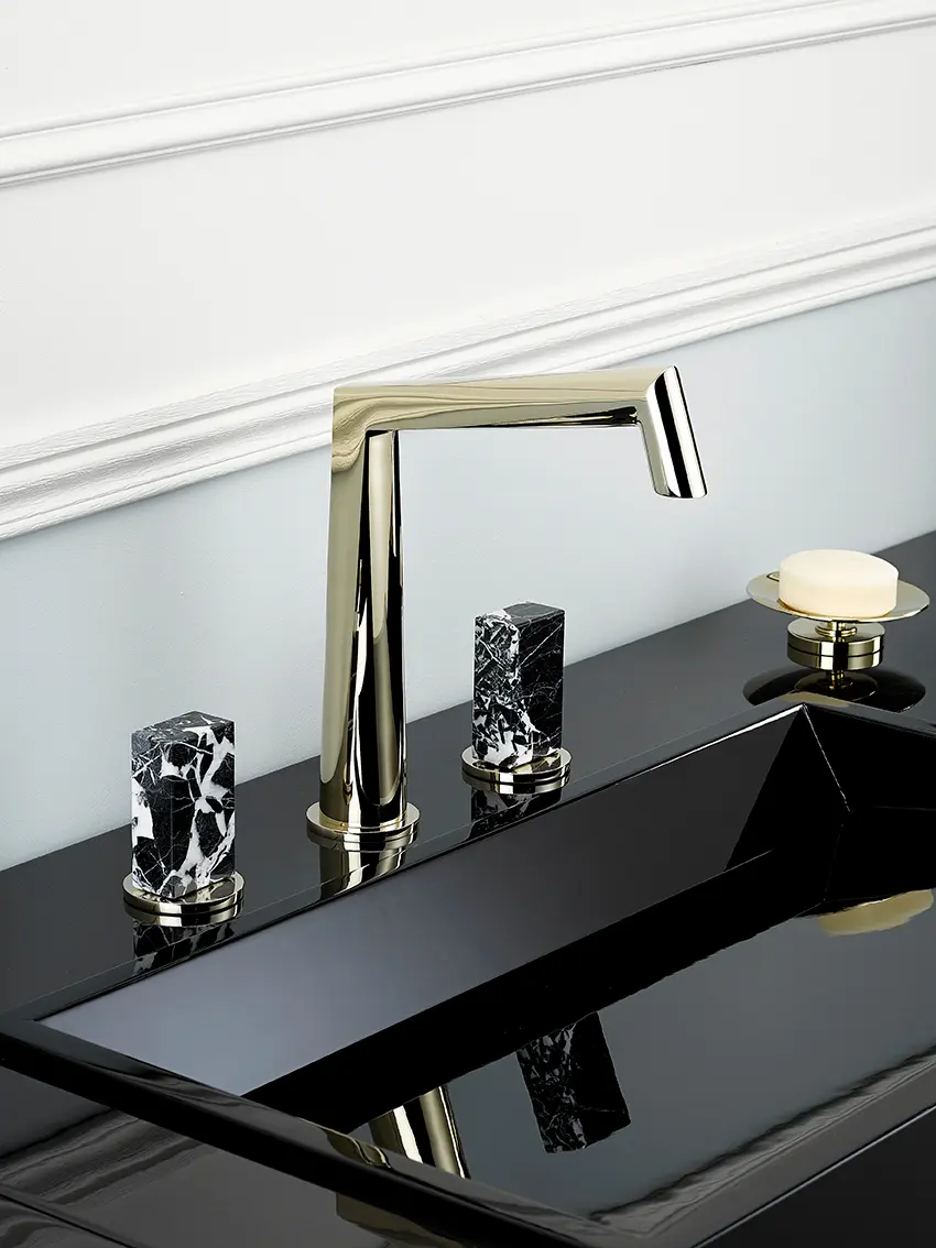 THG Paris - Montaigne | Rim mounted 3-hole basin mixer