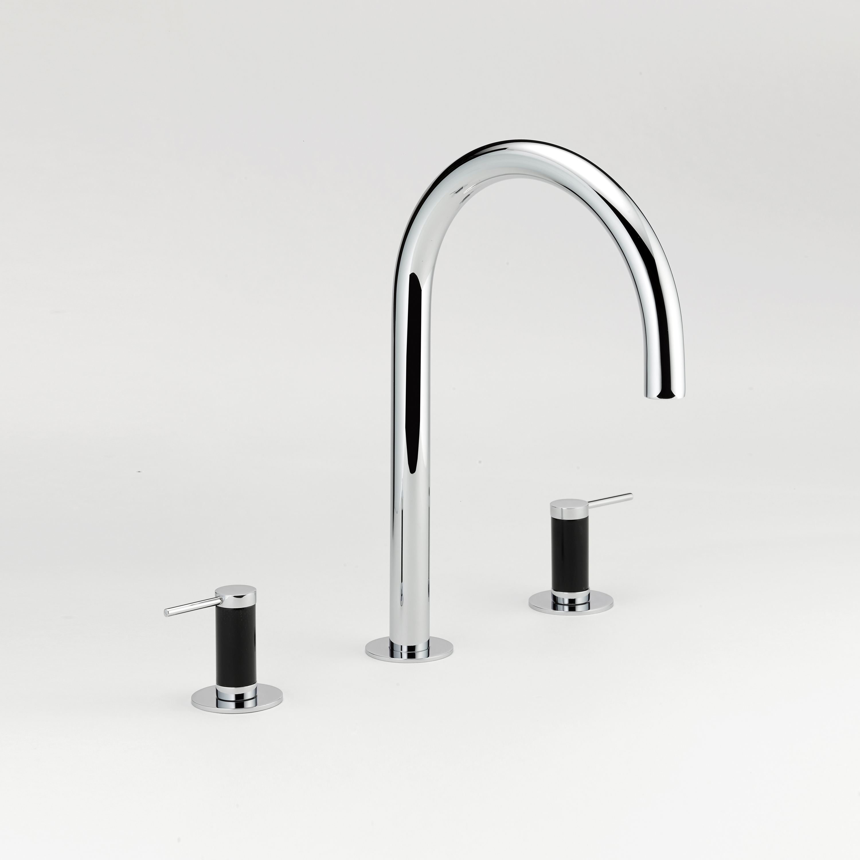 Produkt Anoa | Rim mounted three-hole basin mixer - High spout des Herstellers THG Paris anzeigen