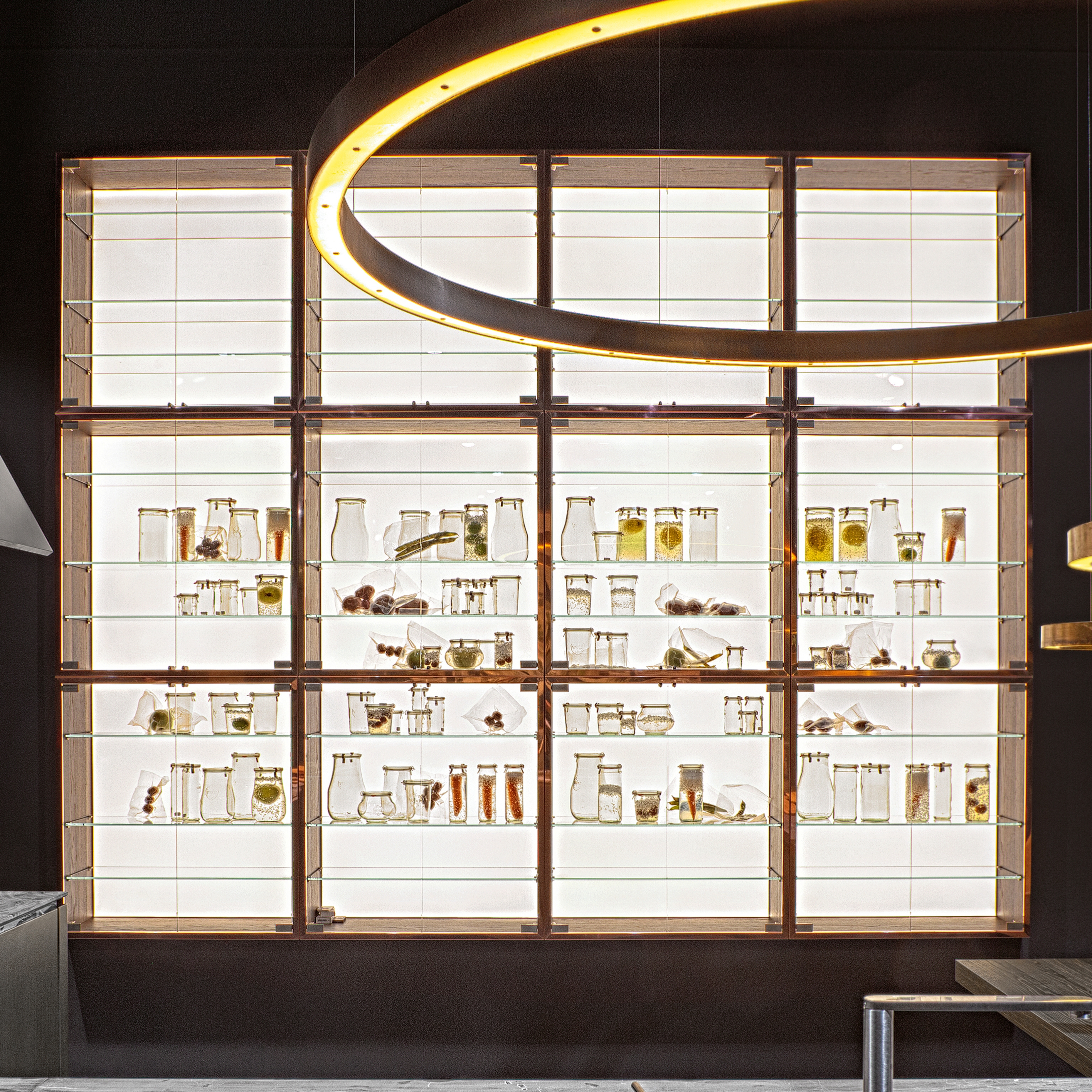 Display product W75 from manufacturer Rossana