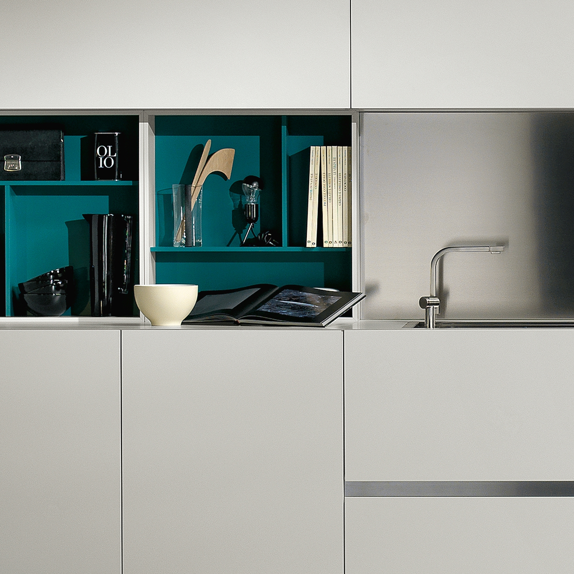 Mostrar el producto HT50 Under-Cabinet Units del fabricante Rossana