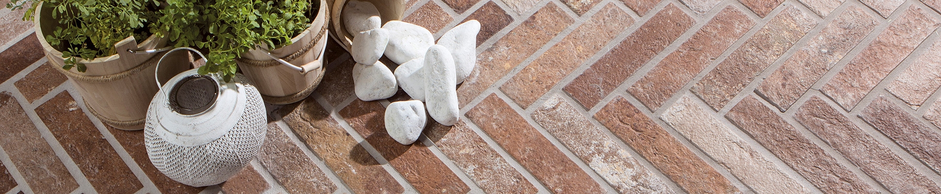 Scopri il mondo del produttore Rondine