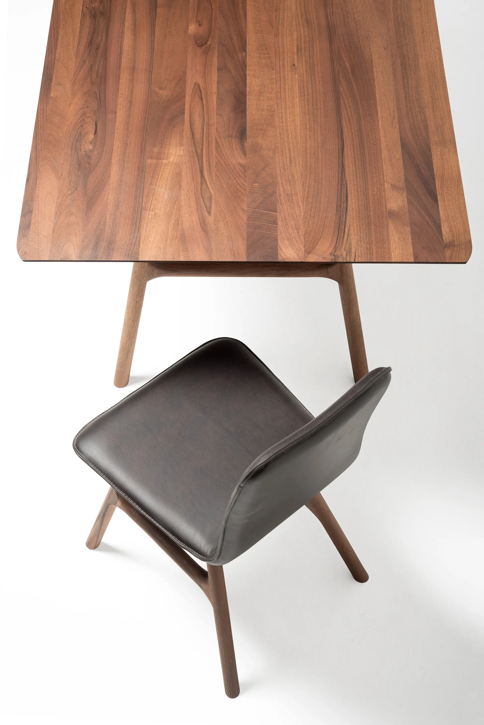 Woak - Mai Dining Table