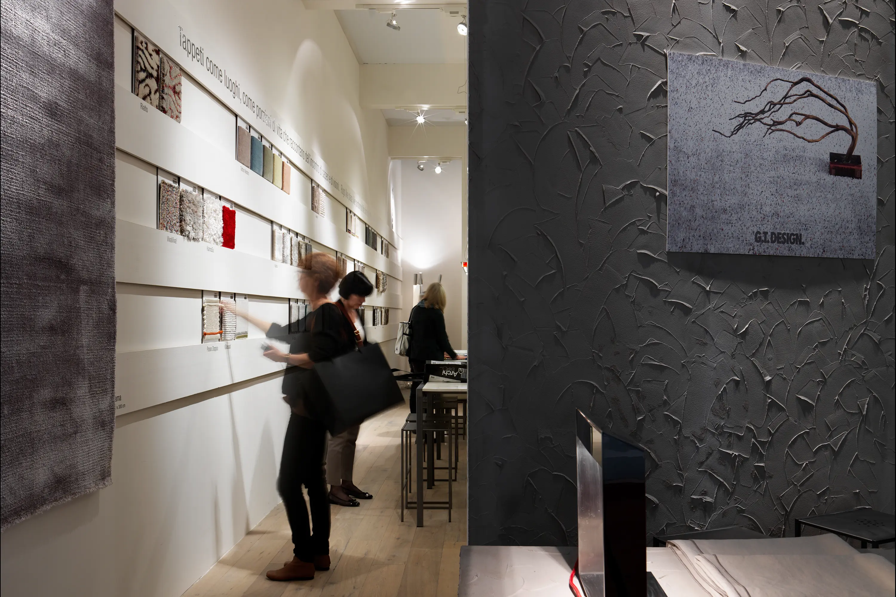 gallery-slide-0