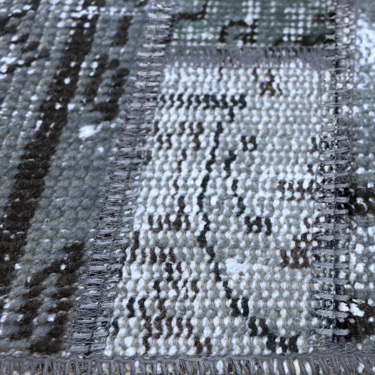 Mostra il prodotto MeatPacking Patchwork Argento del produttore G.T.DESIGN