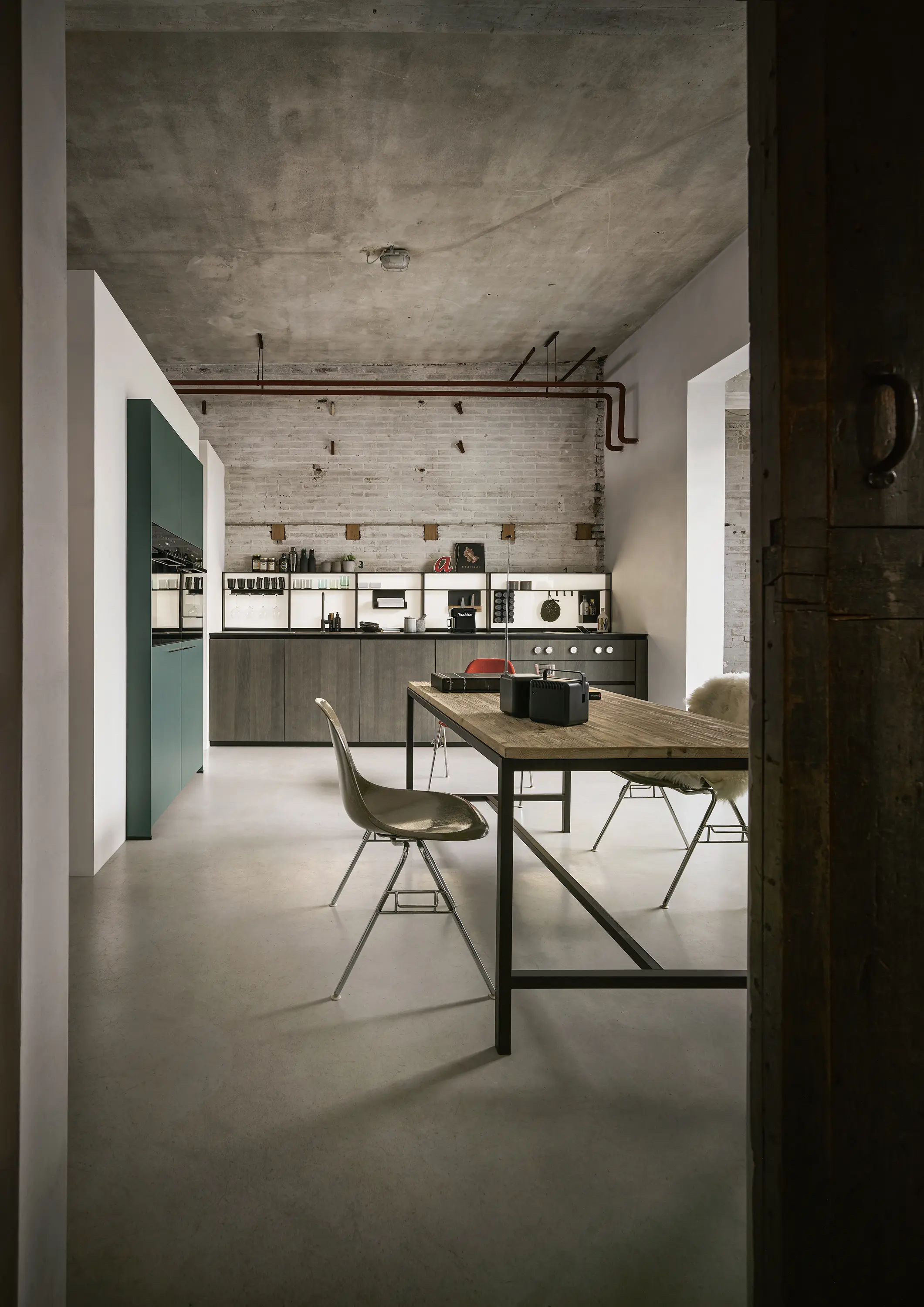 next125 - NX 640 Eiche elegant graphitgrau