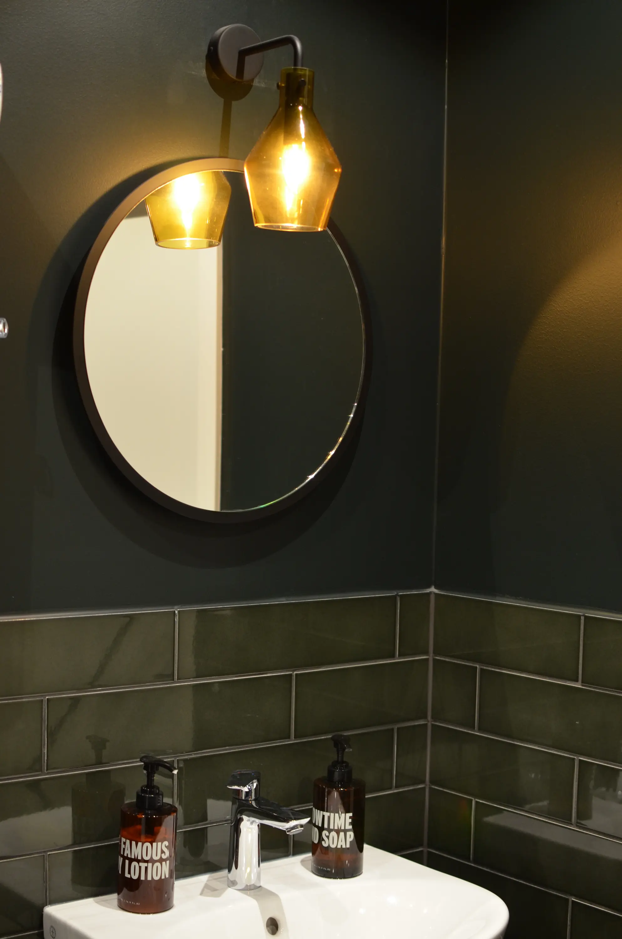 Svedholm Design - Page 1600x550