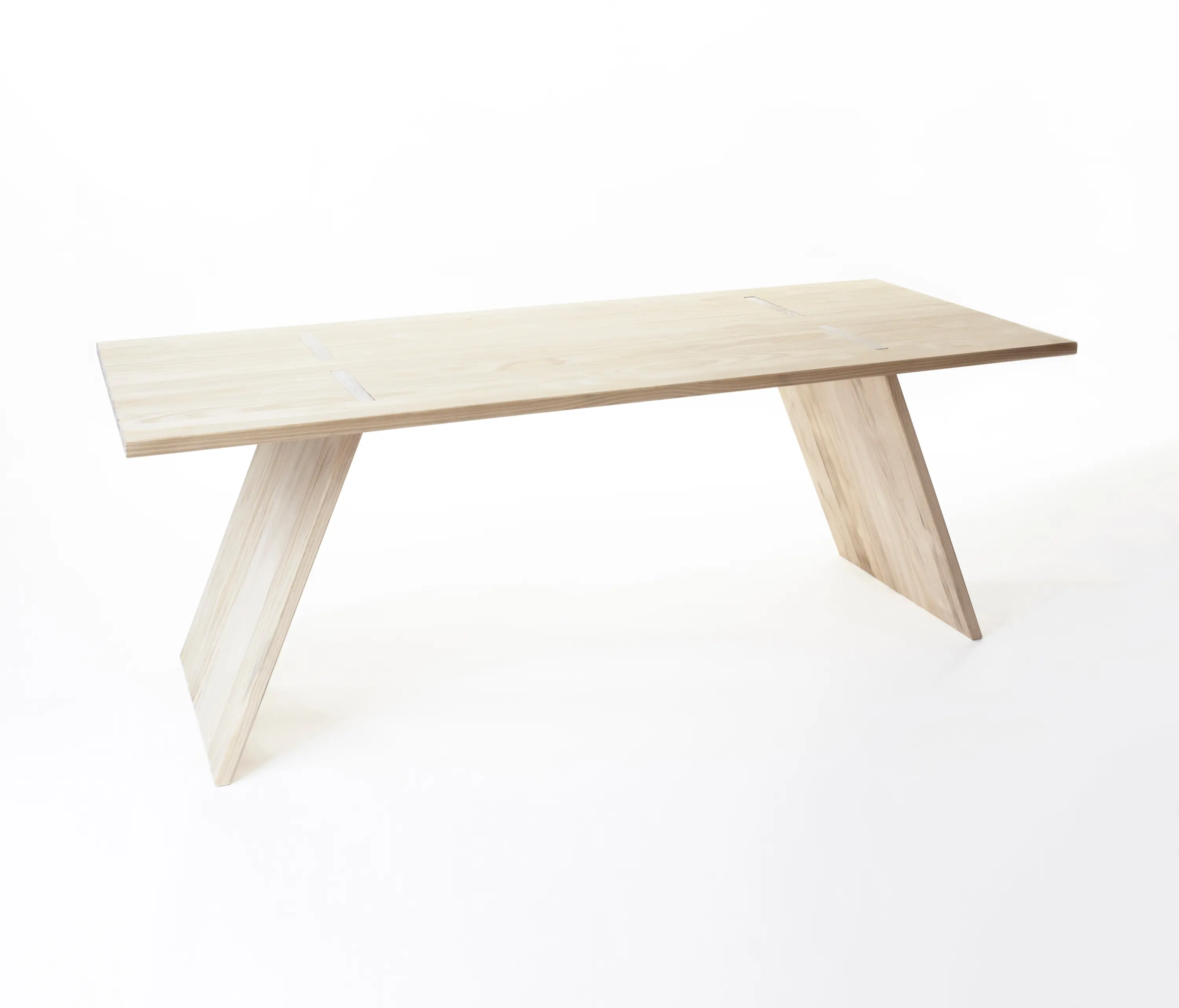 Shaping Objects Scandinavia - Puzzle table 2000