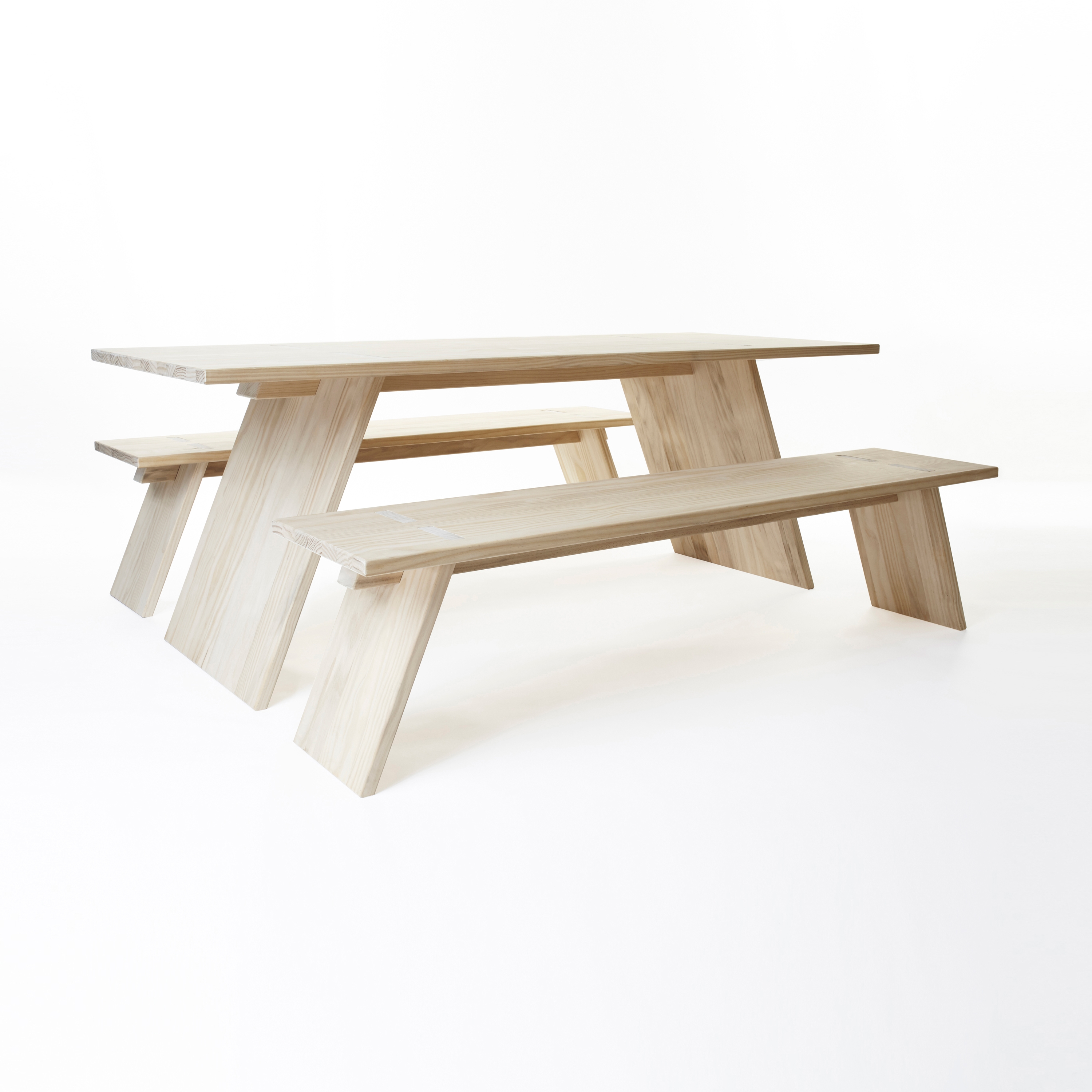Mostra il prodotto Puzzle table 2000 | bench 1800 del produttore Shaping Objects Scandinavia