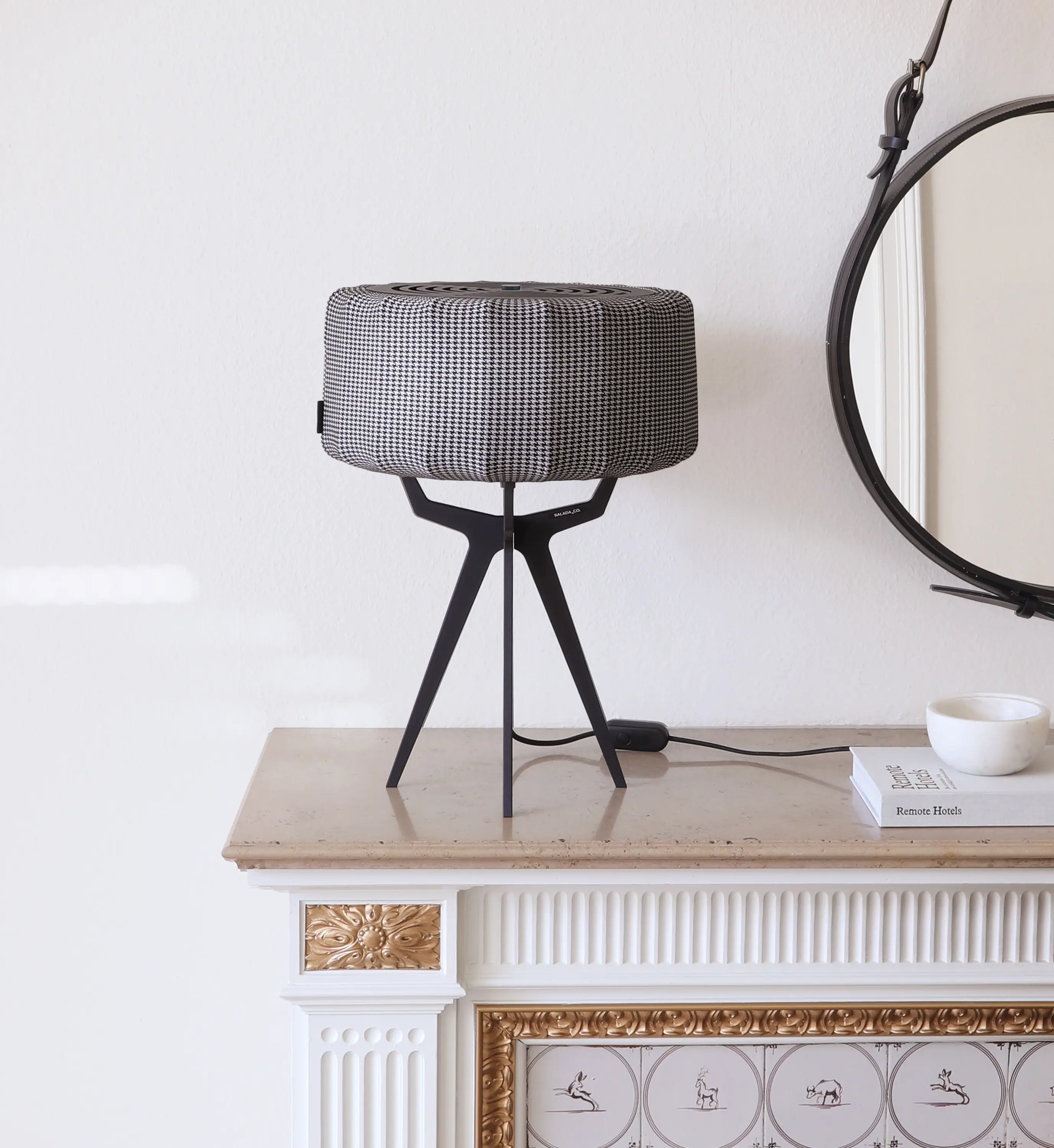 BALADA & CO. - No. 35 Table Lamp Shiny-Matt Collection - Macchiato - Fenix NTM®