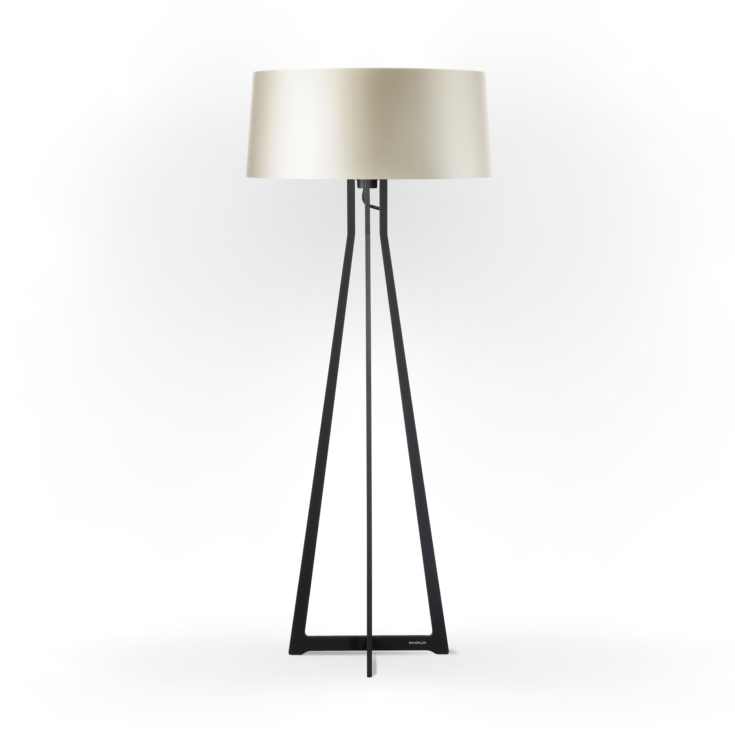 No. 47 Floor Lamp Shiny Matt- Silky Cream - Fenix NTM®