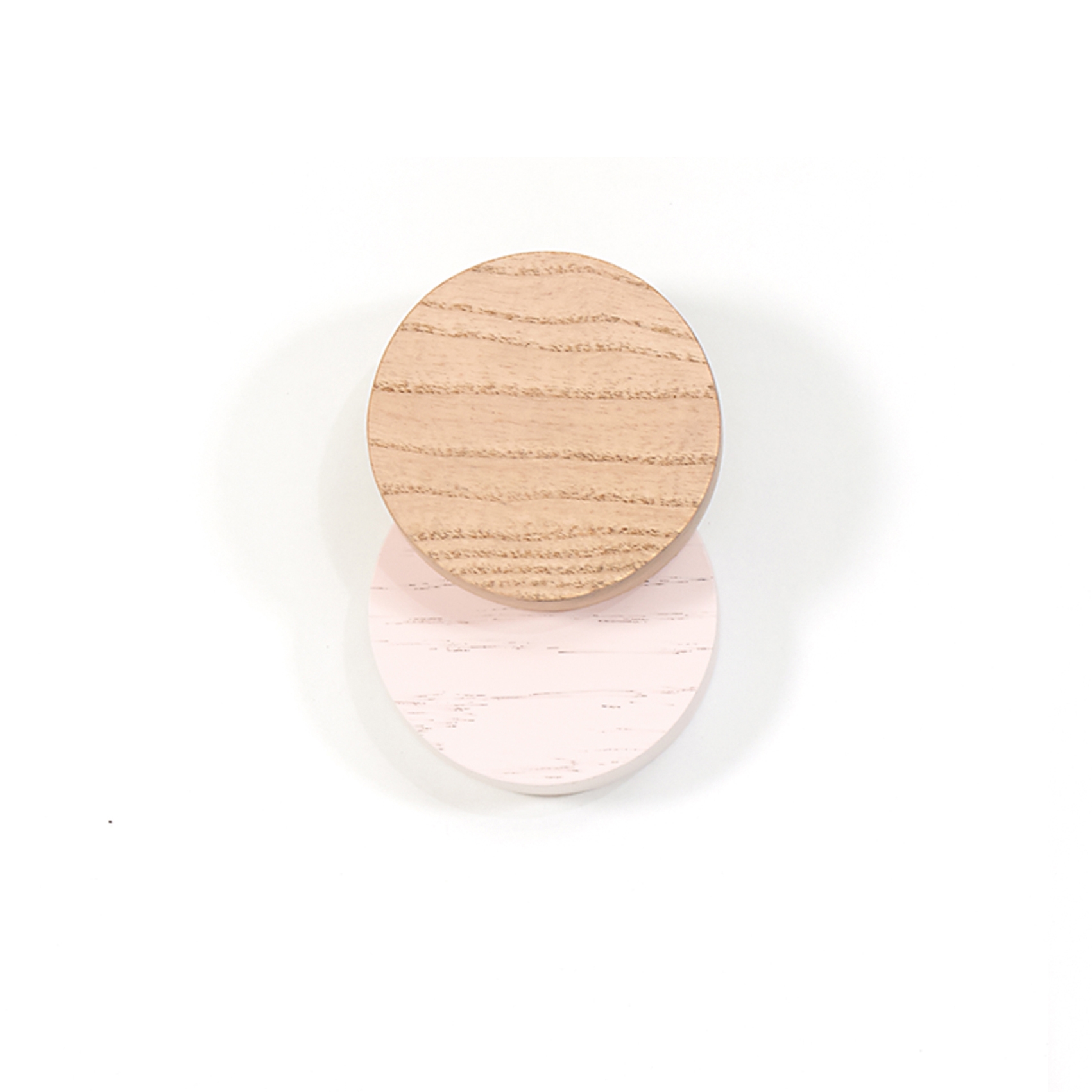 Lou | Coat hook, tural oak and light pink