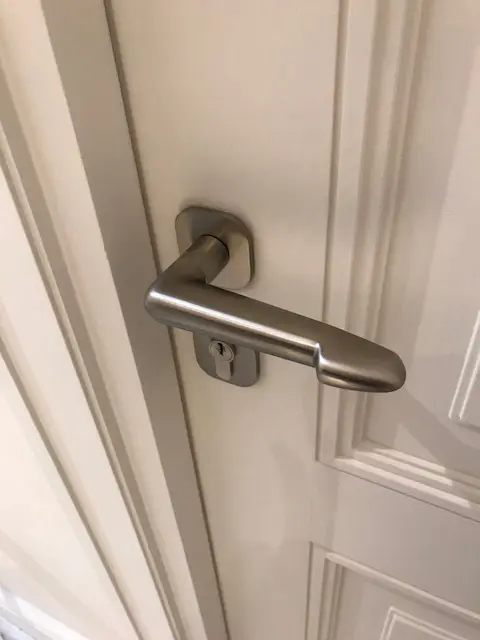 Vervloet - Mazarine lever handle in antique brass