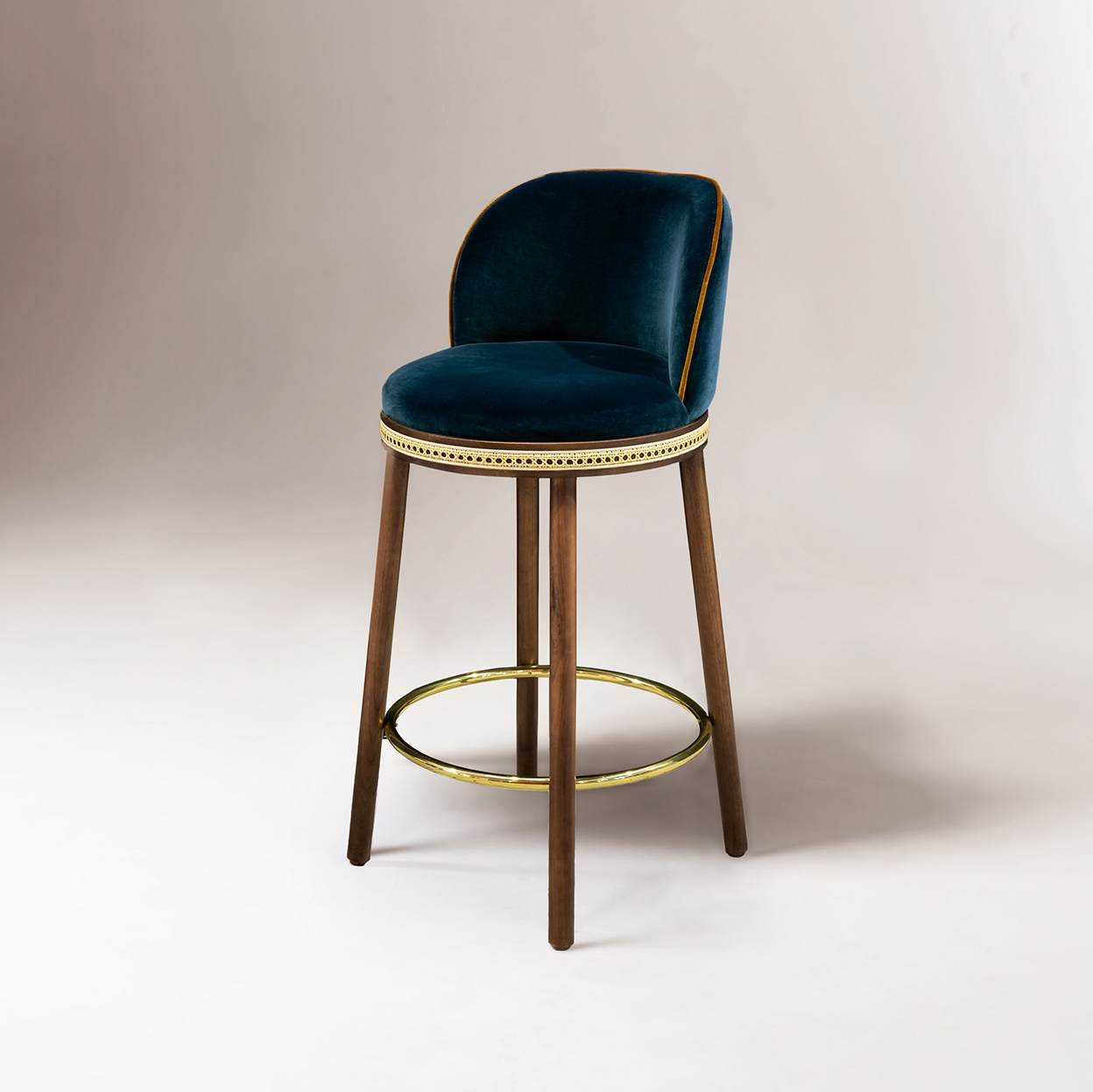 Produkt Alma bar chair des Herstellers Dooq anzeigen