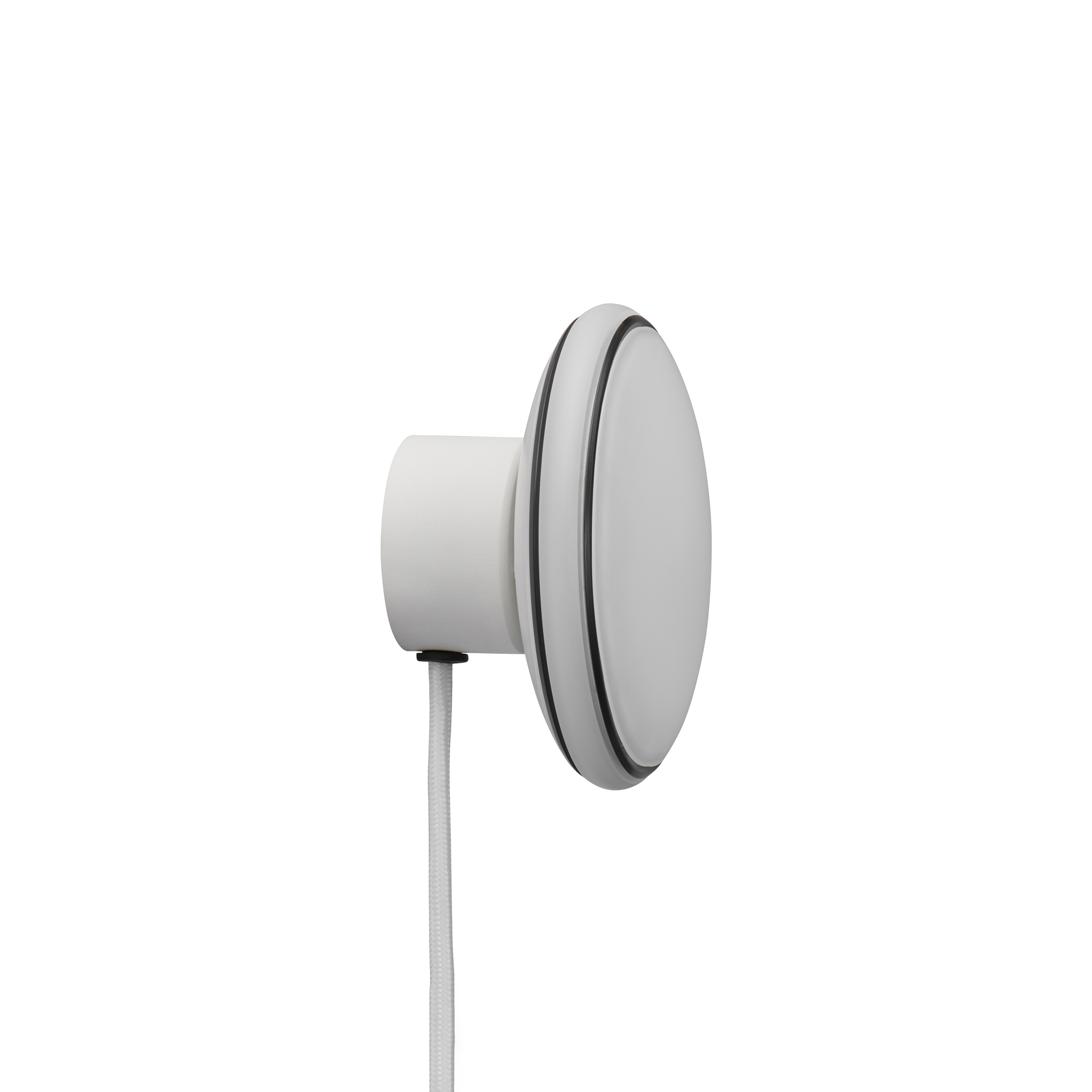 ØS1 Wall lamp