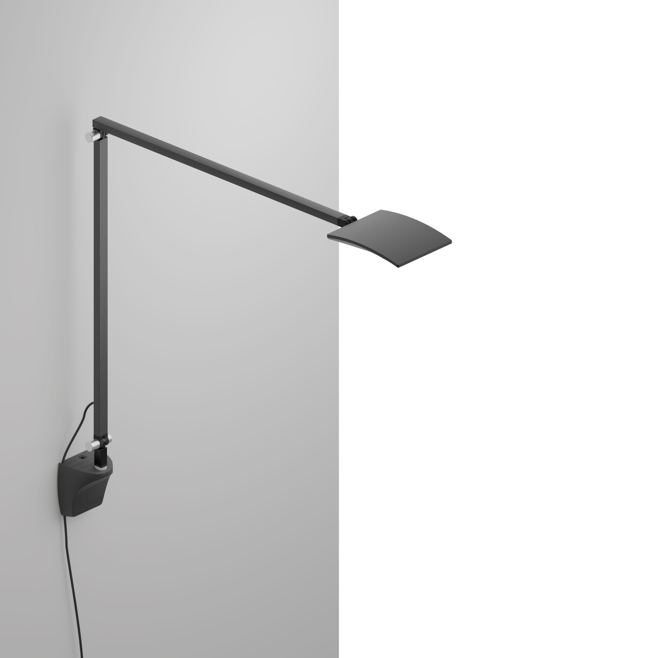 Mostra il prodotto Mosso Pro Desk Lamp with wall mount, Metallic Black del produttore Koncept