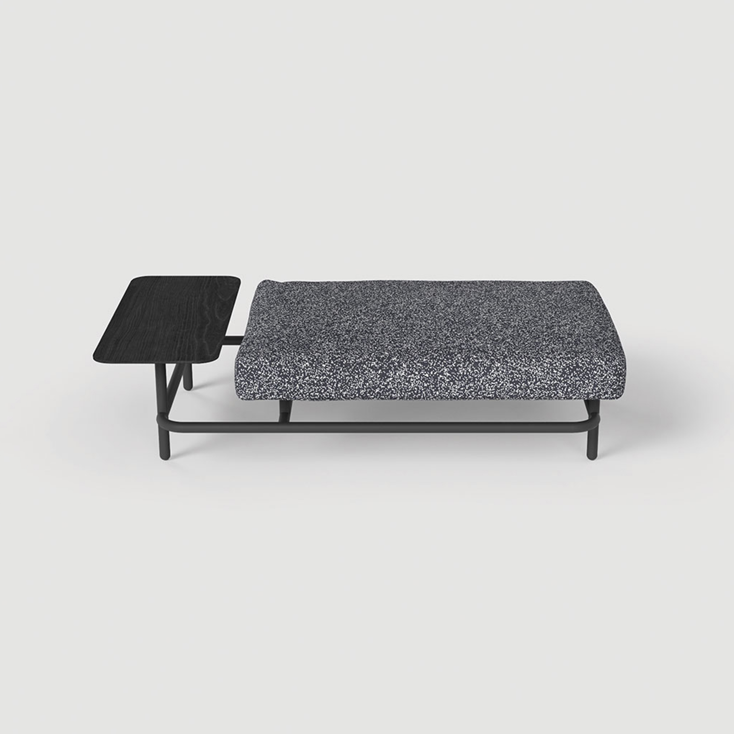 Mostra il prodotto X Ray ottoman table del produttore La Chance