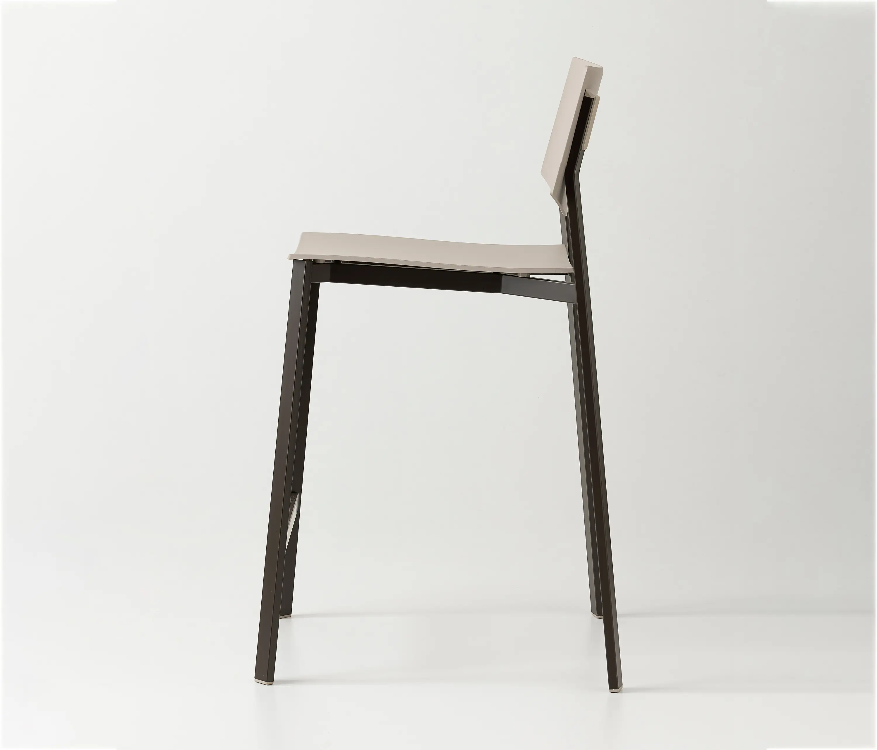 Pointhouse - Beba young stool