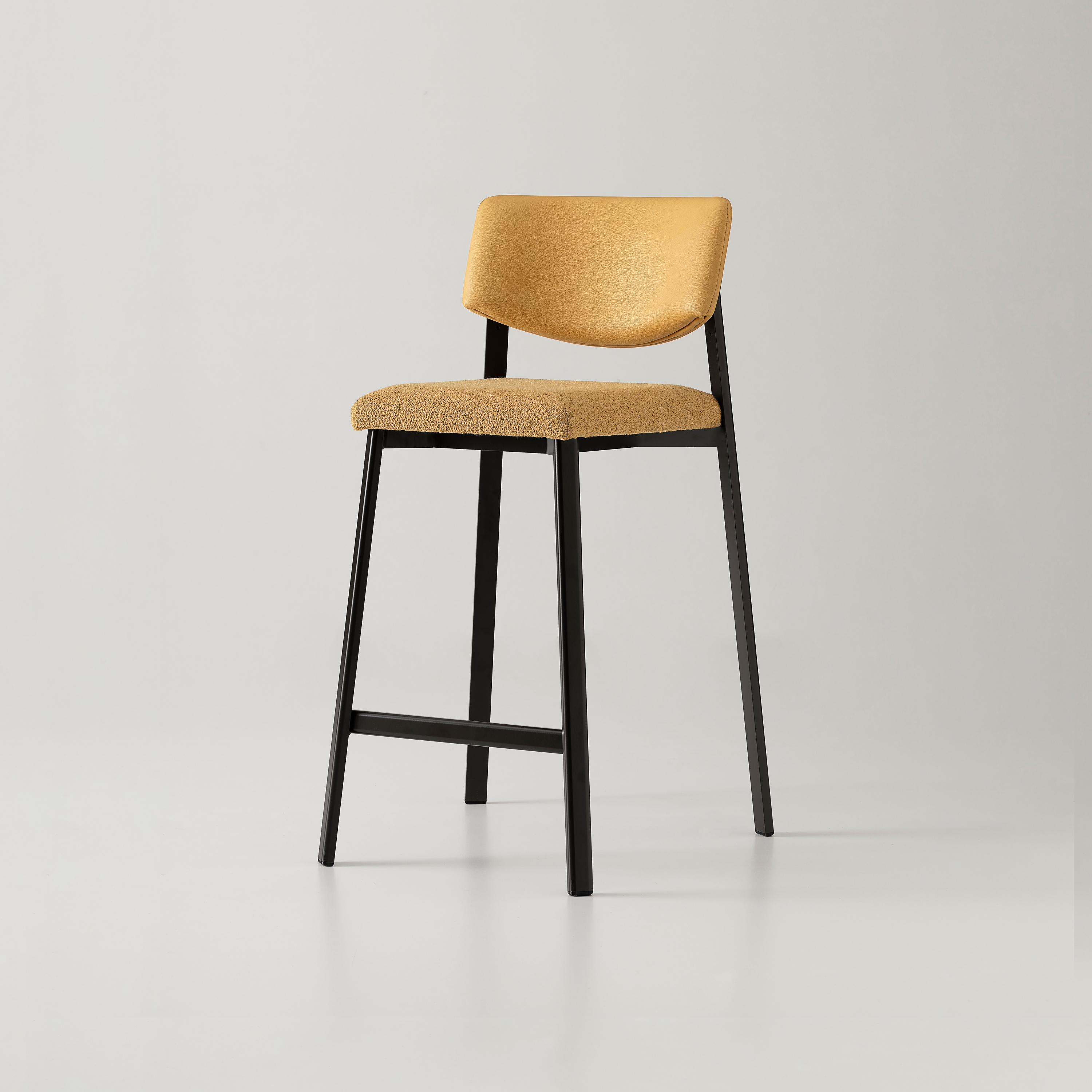 Display product Beba soft stool from manufacturer Pointhouse