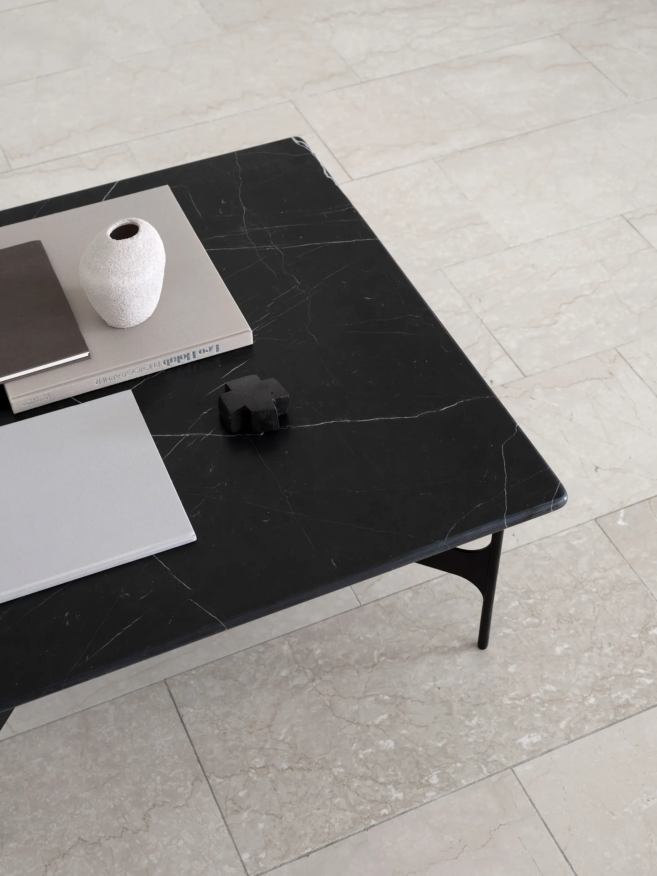 Wendelbo - Floema Dinning table