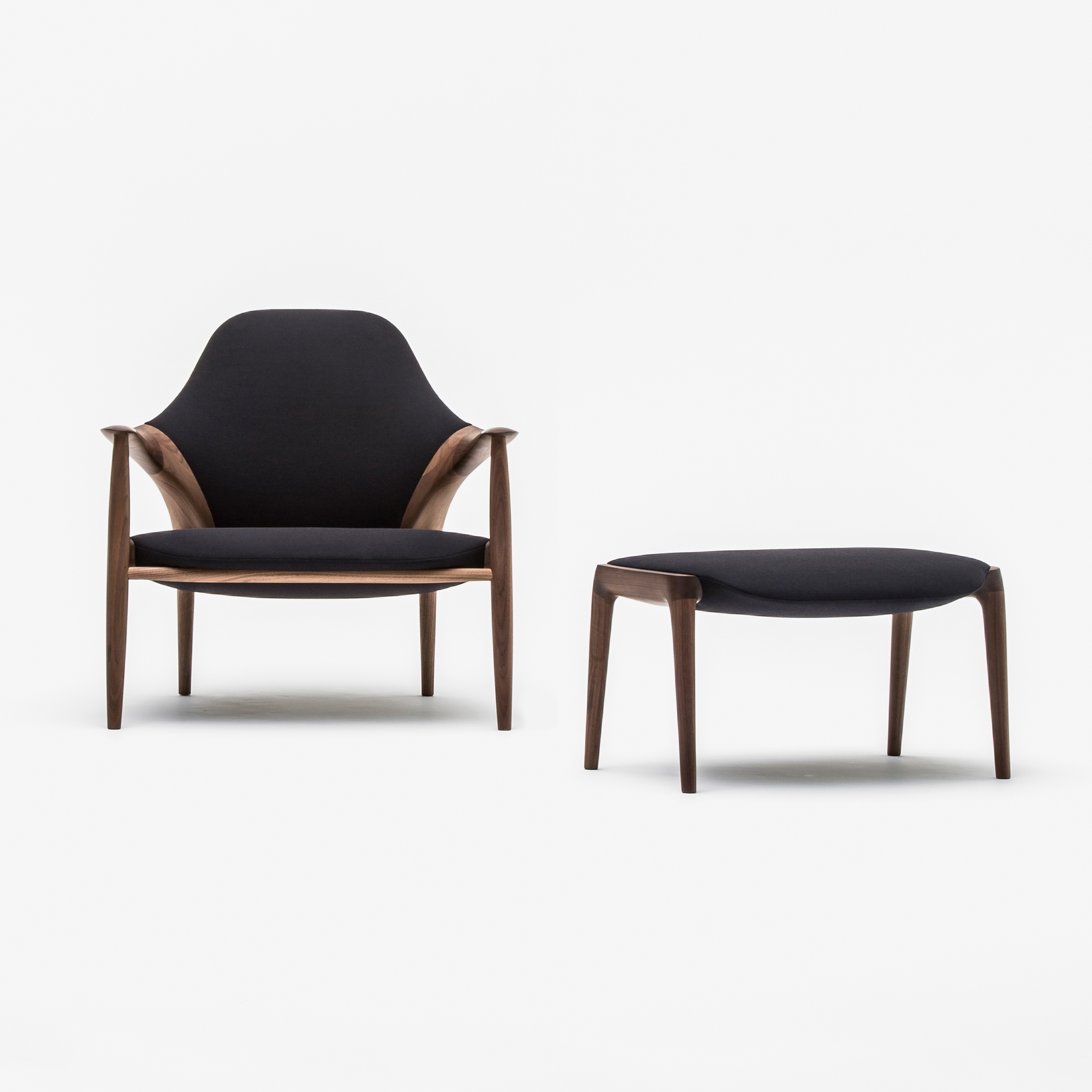 Mostrar el producto Arm chair + Ottoman del fabricante Kunst by Karimoku