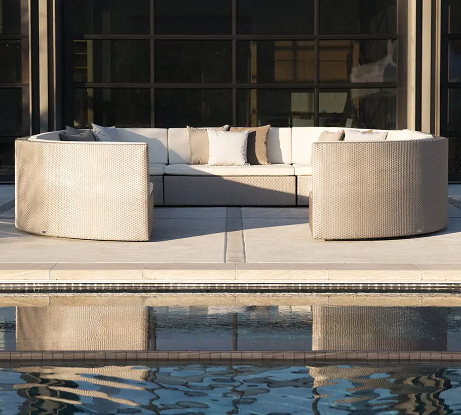JANUS et Cie - SEE! CLOSED CUBE SIDE TABLE 48