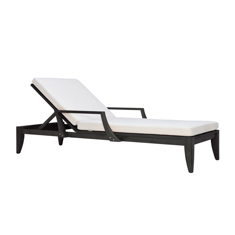 Mostra il prodotto RELAIS CHAISE LOUNGE WITH ARMS del produttore JANUS et Cie