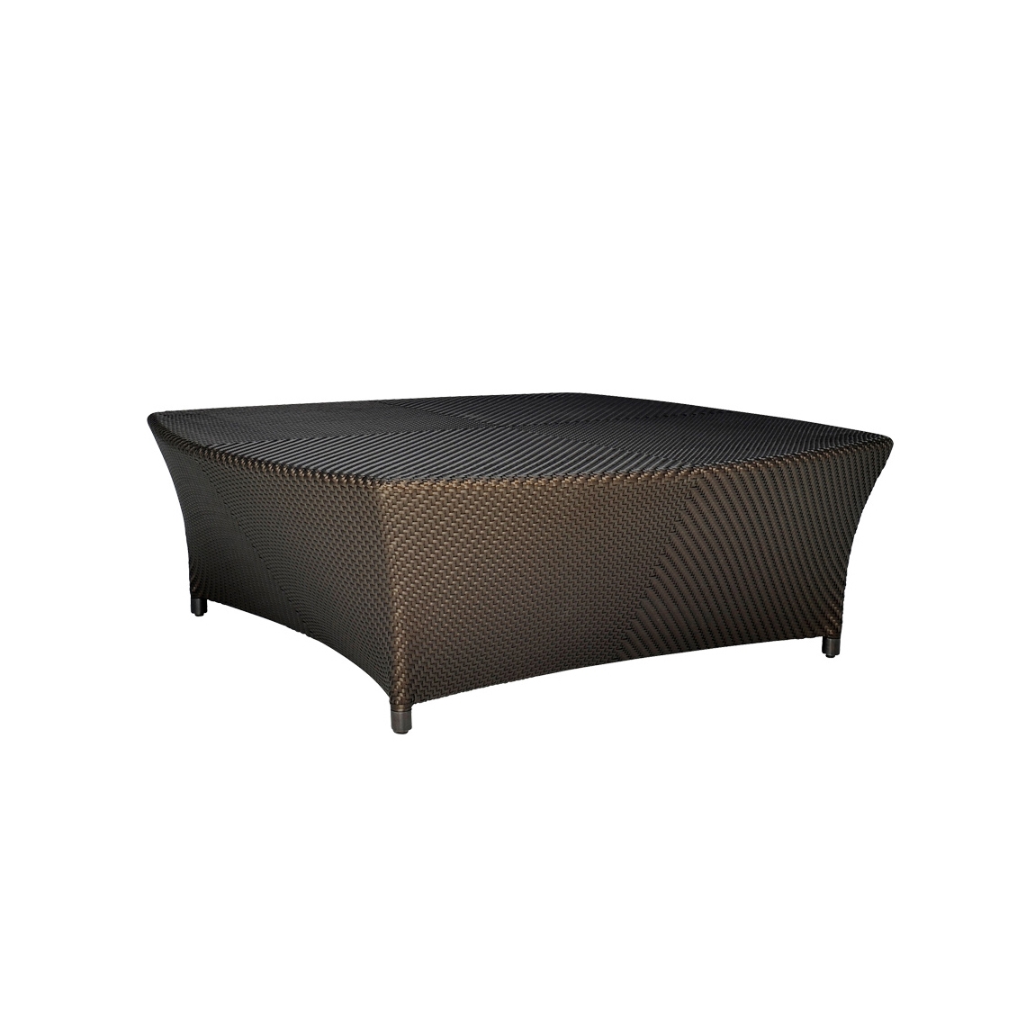 Afficher le produit AMARI FULLY WOVEN COCKTAIL TABLE SQUARE 120 du fabricant JANUS et Cie