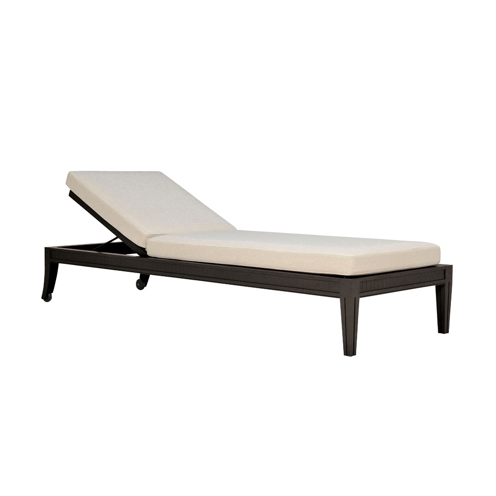 Display product SAVANNAH CHAISE LOUNGE from manufacturer JANUS et Cie
