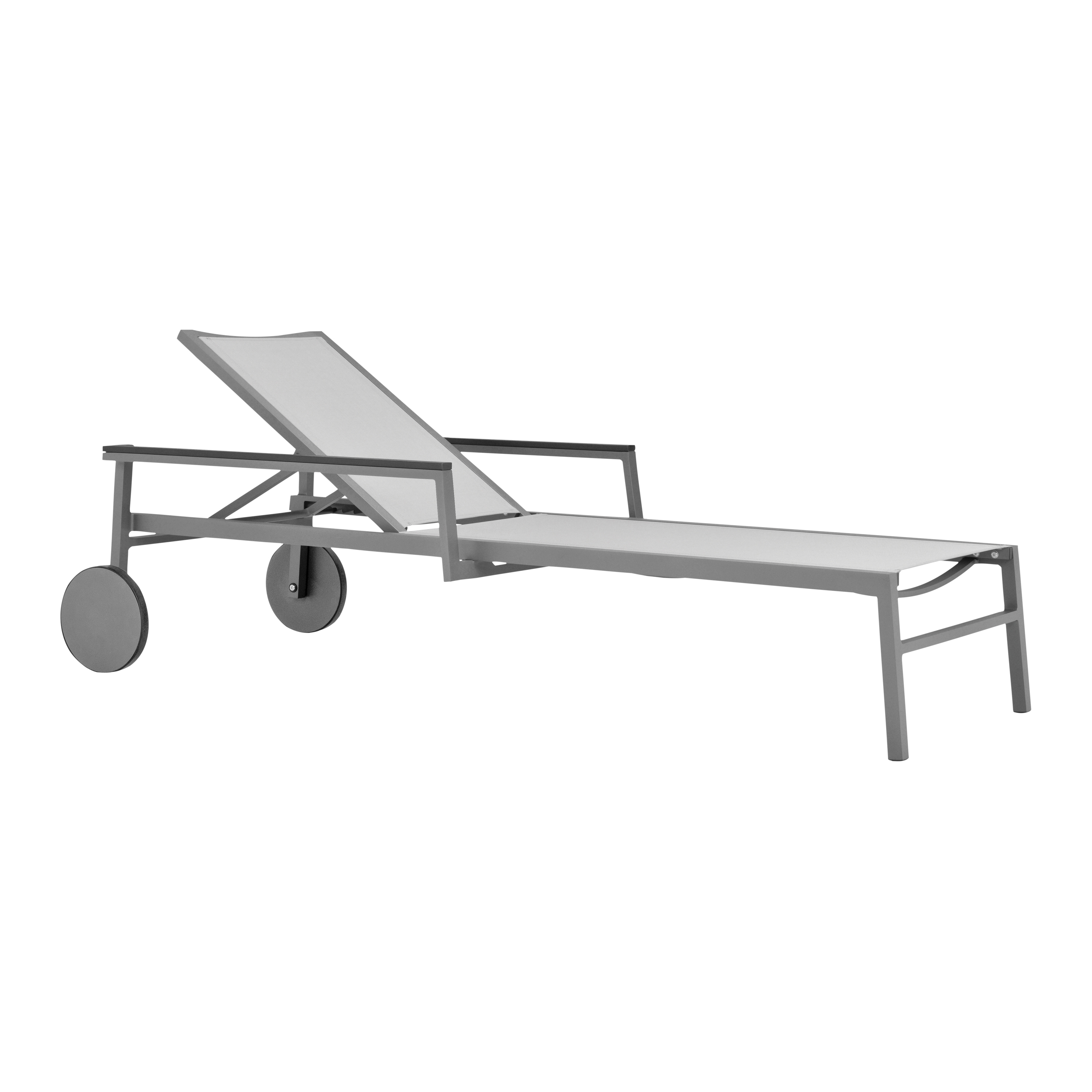 DUO MESH CHAISE LOUNGE WITH ARMS